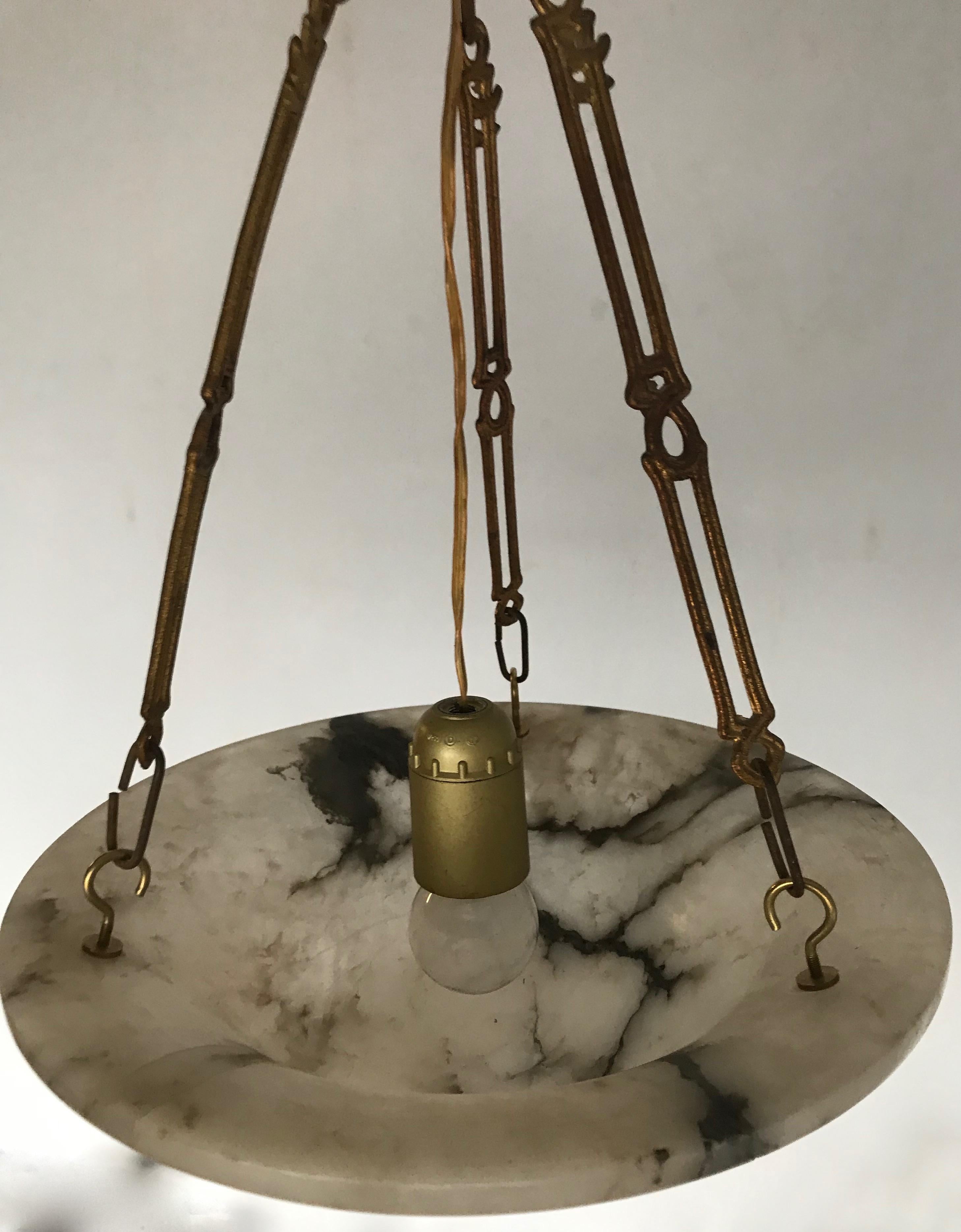 Small Art Deco Alabaster Pendant Light with White & Black Veins & Stunning Chain 8