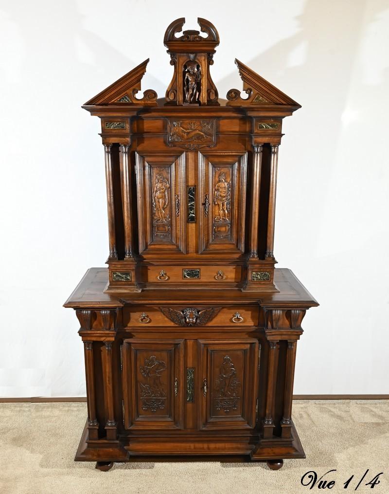 Piccolo buffet a due corpi in noce massiccio, stile rinascimentale - metà del XIX secolo In condizioni buone in vendita a HÉRIC, FR