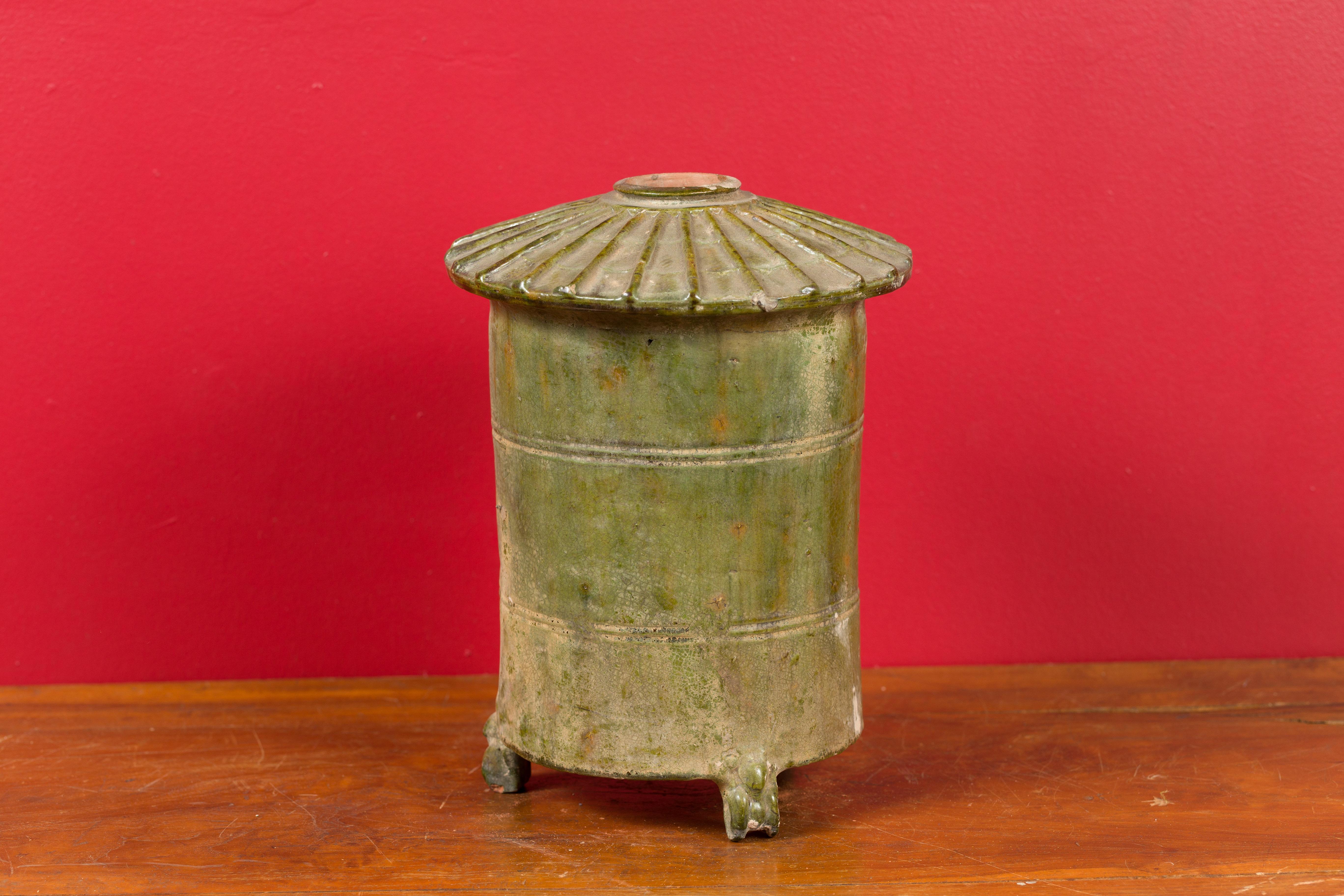 Petit Chinese Ming Dynasty 17th Century Terracotta Granary with Verdigris Patina For Sale 6