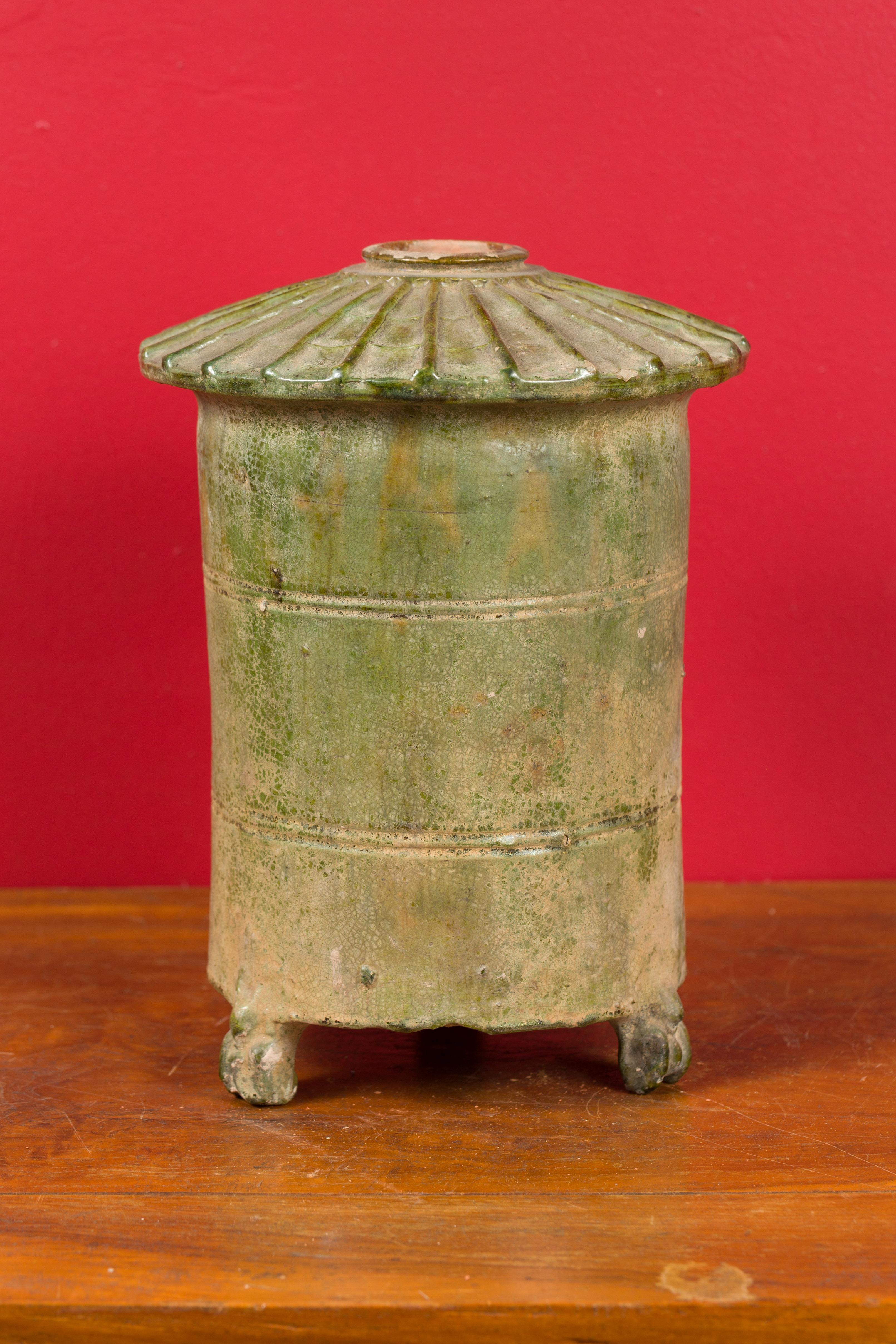 Petit Chinese Ming Dynasty 17th Century Terracotta Granary with Verdigris Patina For Sale 1