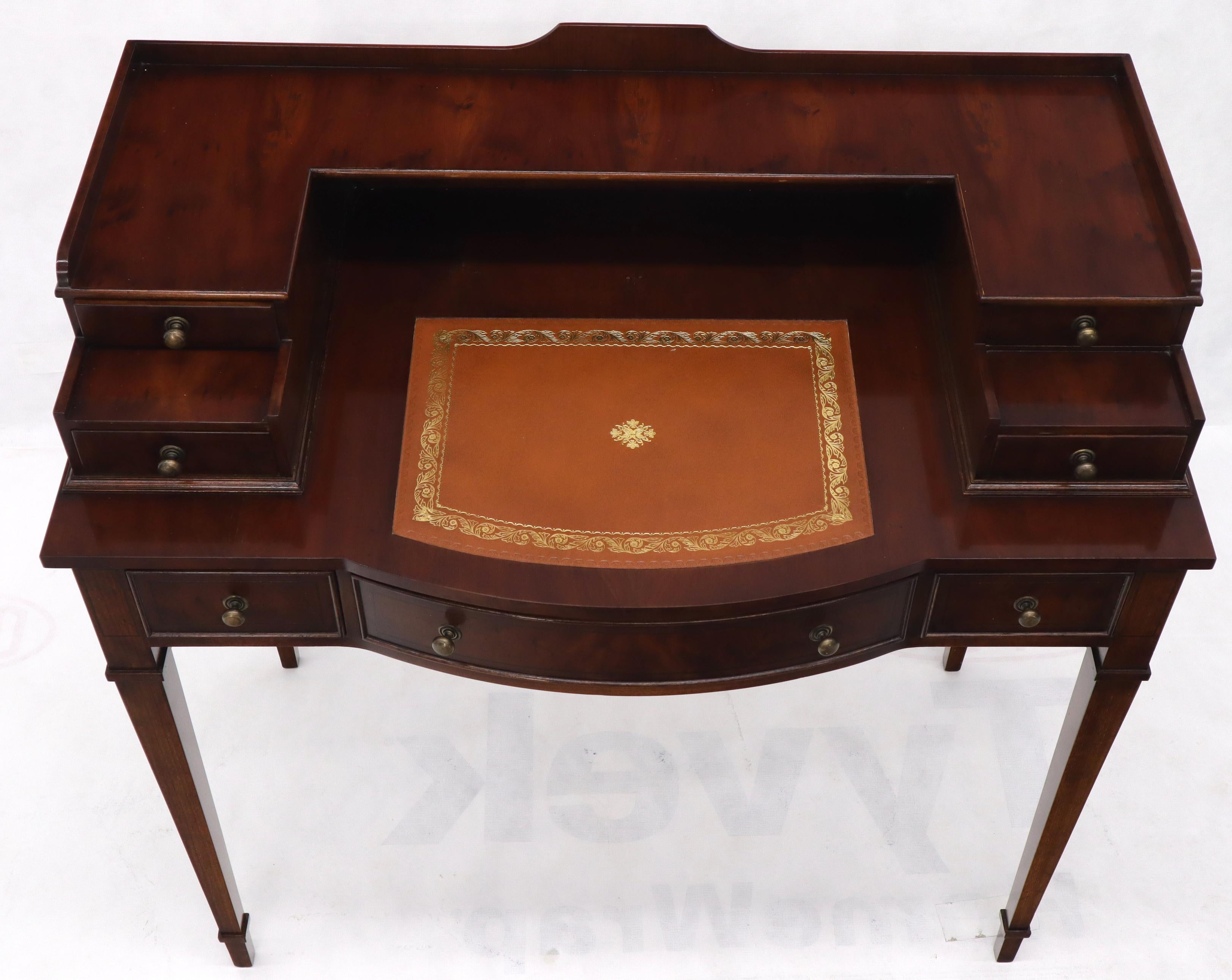 Petit English Multi Drawer Compartment Mahogany Leather Top Desk In Good Condition For Sale In Rockaway, NJ