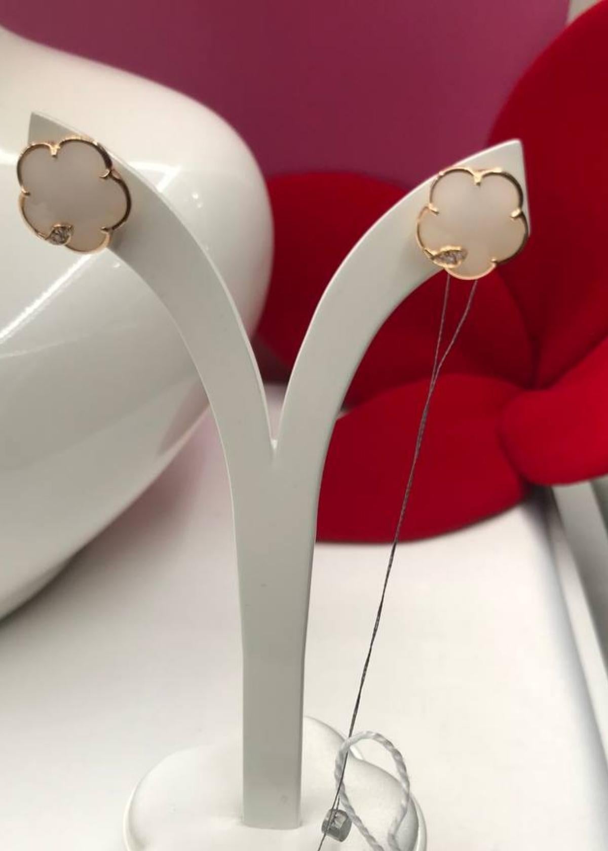 Petit Joli Boucles d'oreilles en or rose avec agate blanche et diamants 16131R Pour femmes en vente