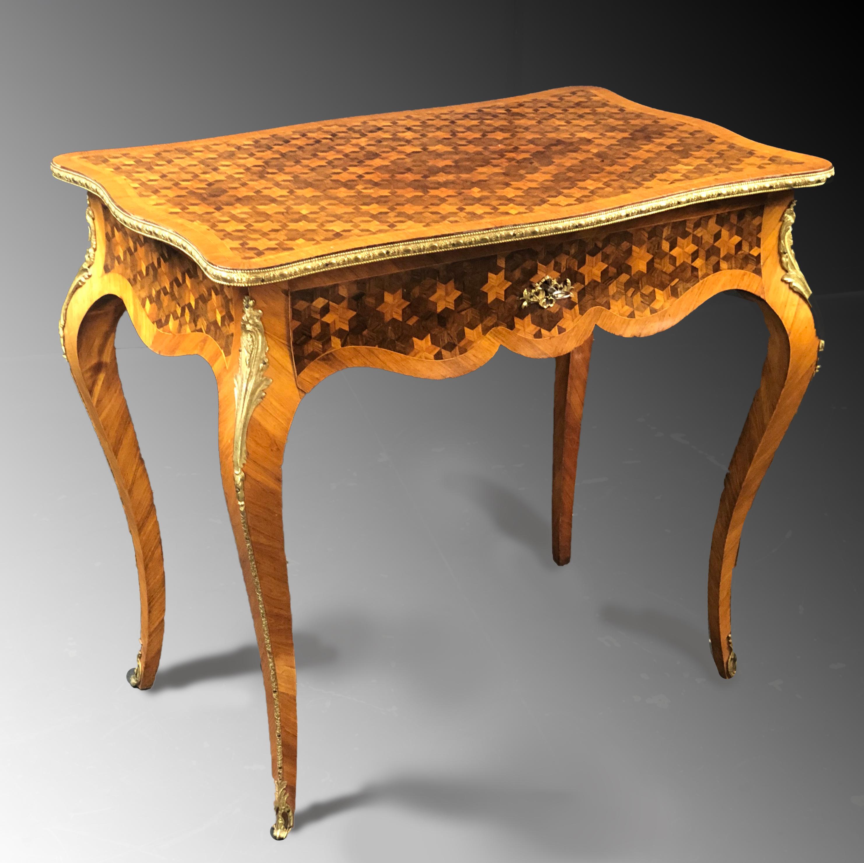 Petit Louis XV Style Bureau Plat Ladies Writing Desk 2