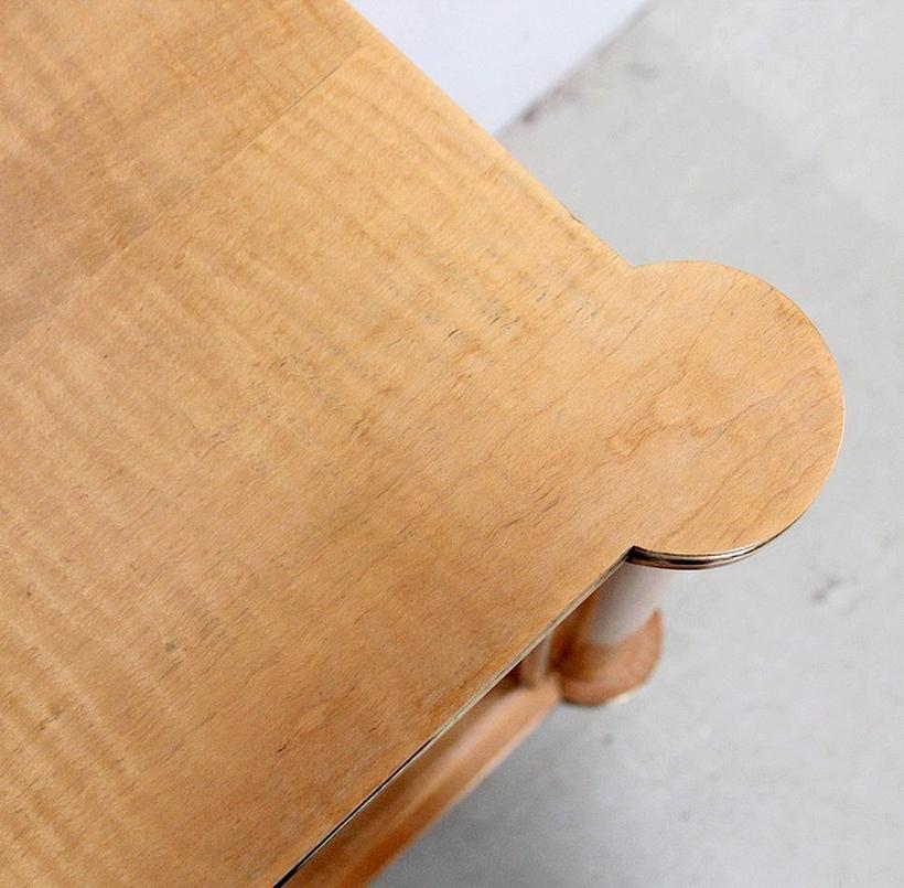 Pequeño armario de sicomoro para salón, firmado J. Leleu - 1950 Marquetería en venta