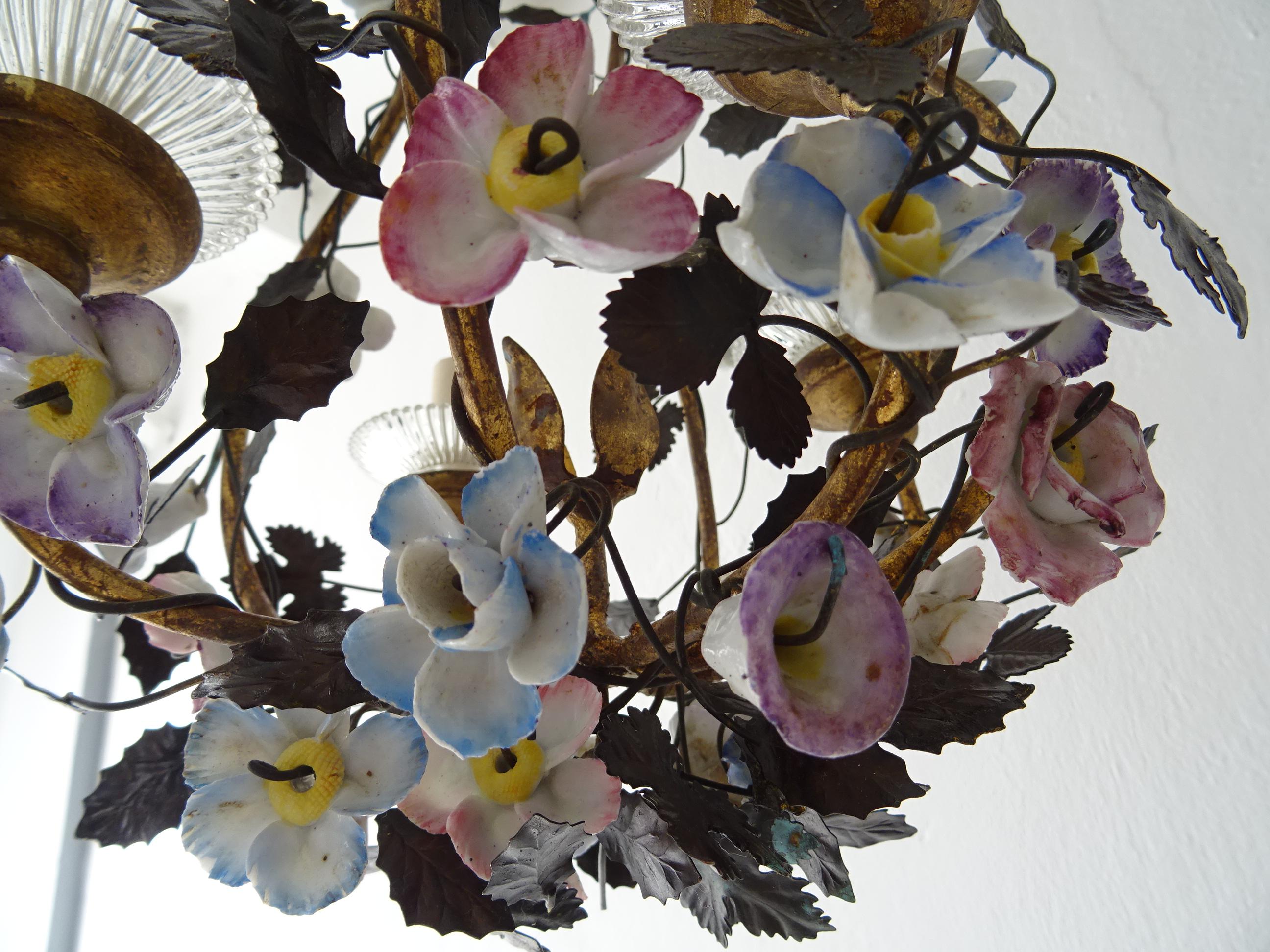 Petit Rare French Tole Gilt Wood Porcelain Flowers Chandelier, circa 1900 For Sale 5