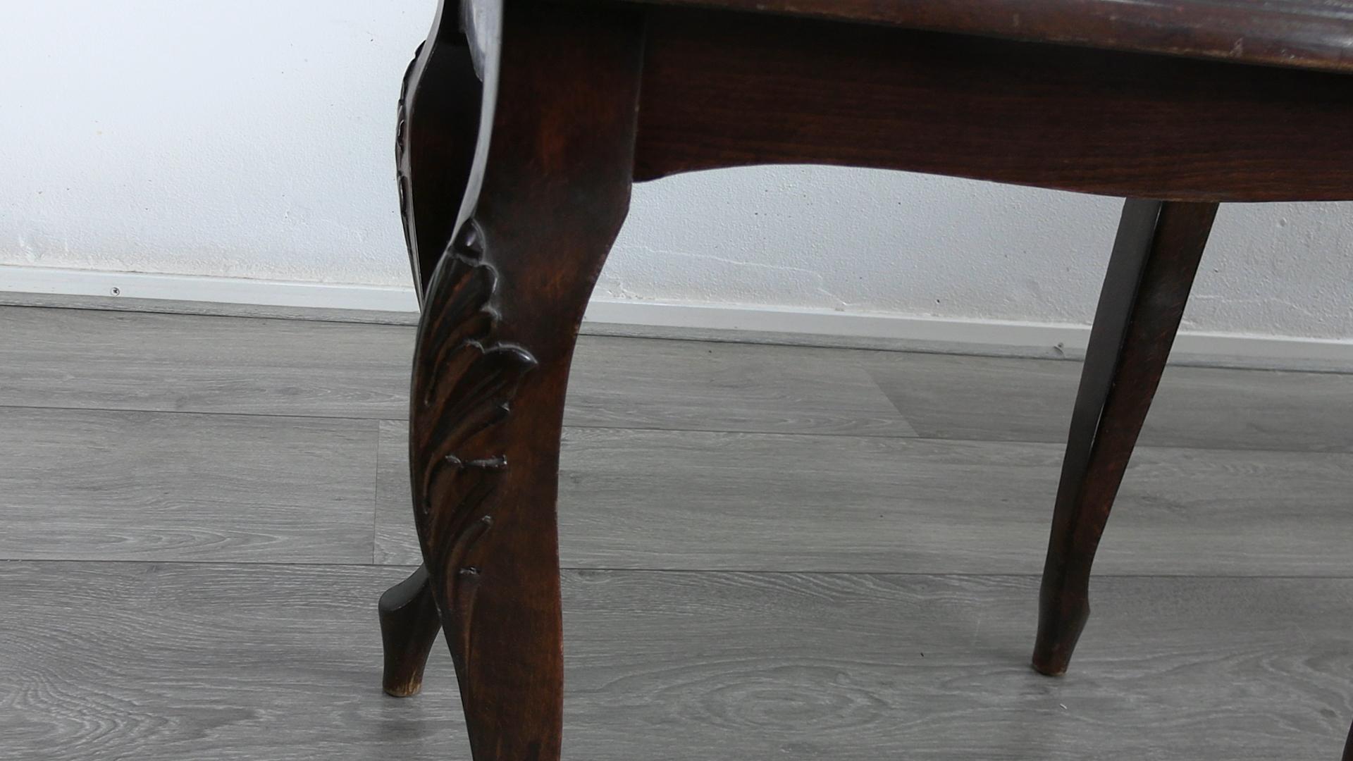 Legno tavolino petit in vendita