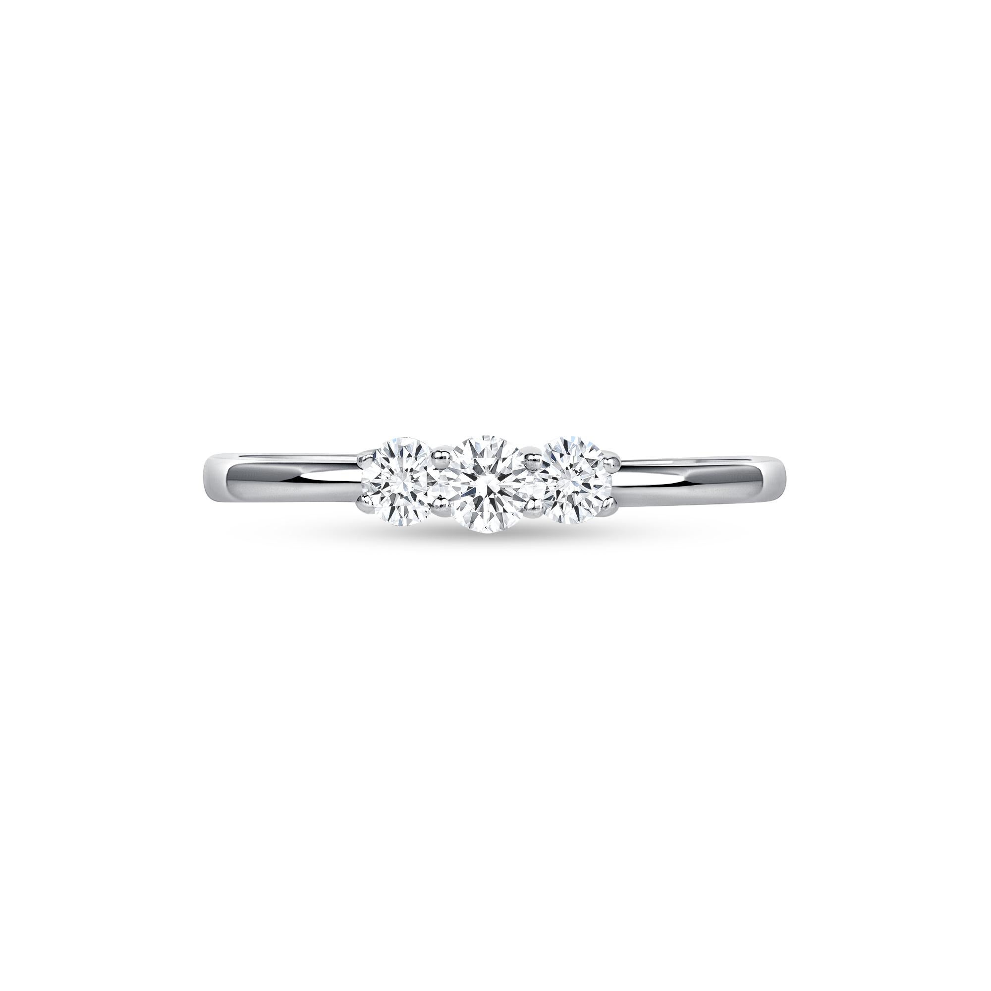 For Sale:  Petite 0.34 Carat 3 Stone Ladies Natural Diamond Band 2