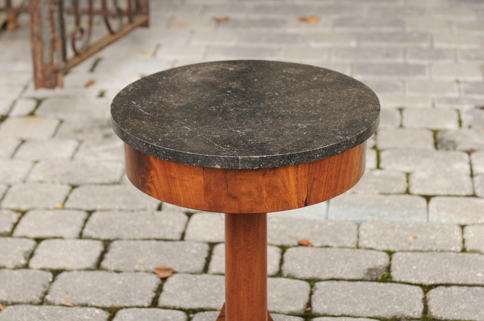 Petite 1870s French Empire Style Guéridon Table with Marble Top and Pedestal In Good Condition In Atlanta, GA