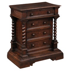 Petite Commode in noce italiano del XVIII secolo con 4 cassetti e dettaglio a torsione d'orzo