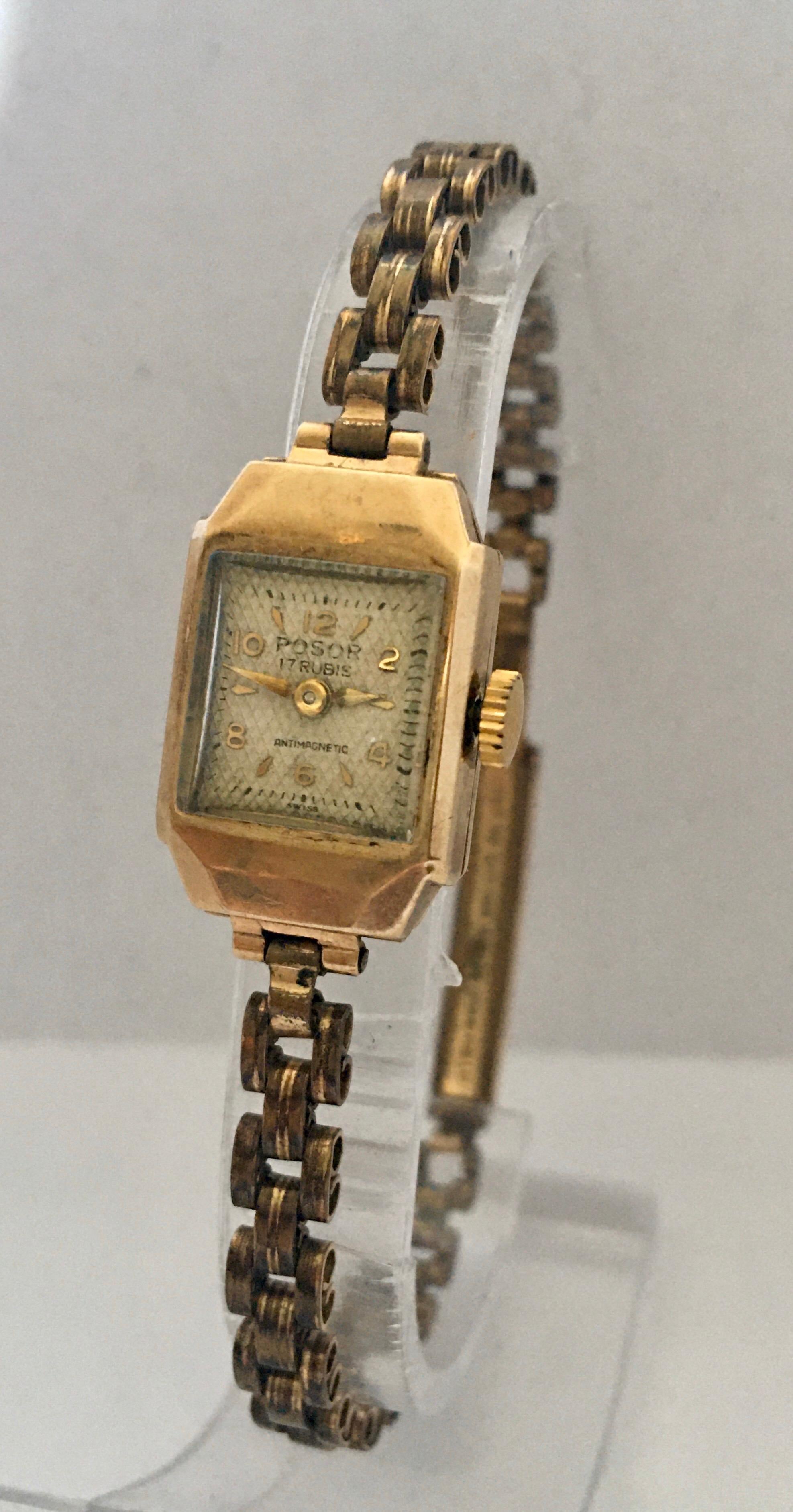 Petite 1940s Vintage 9 Karat Gold Ladies Watch with Gold Filled Strap For Sale 8