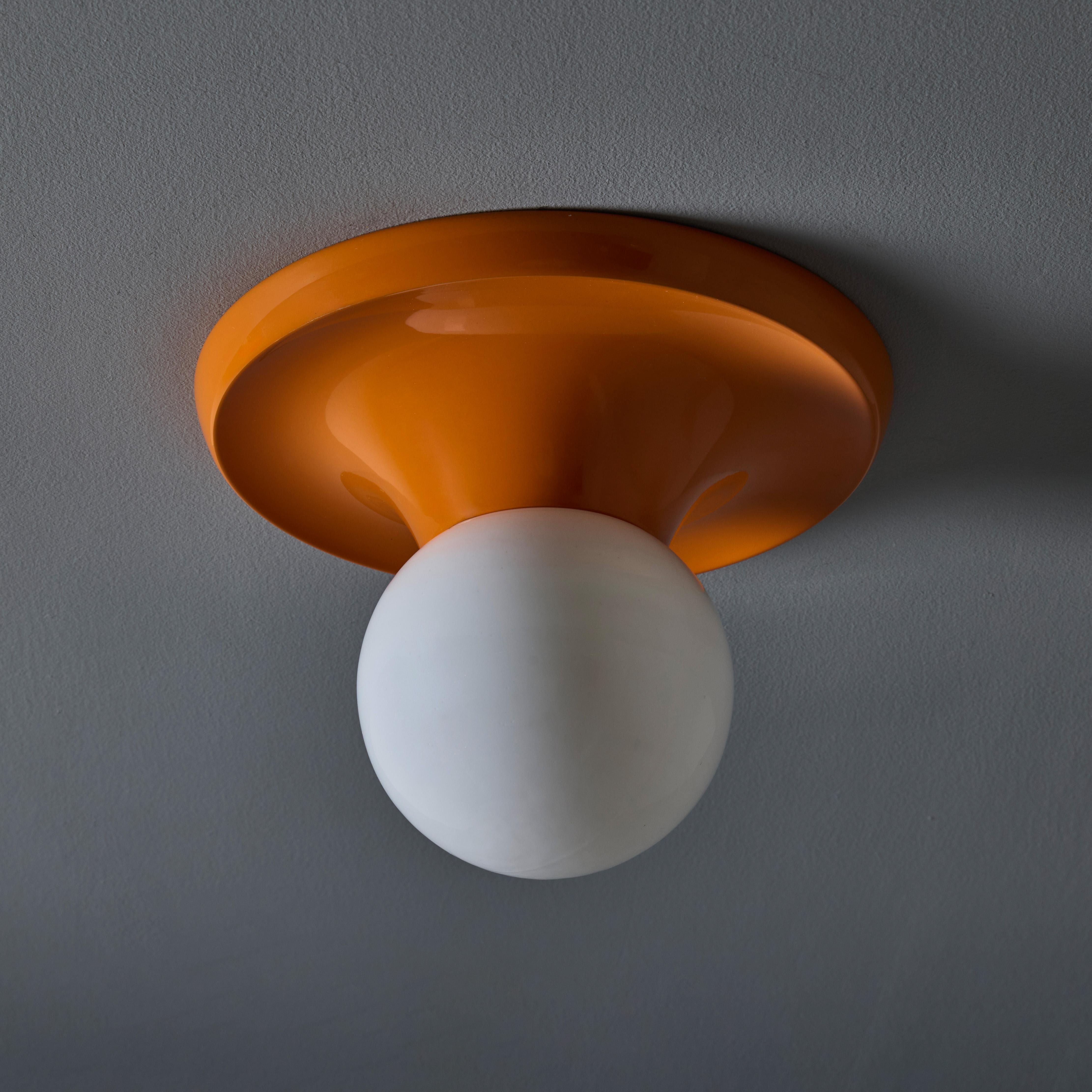 Pequeña lámpara de pared/techo Castiglioni 