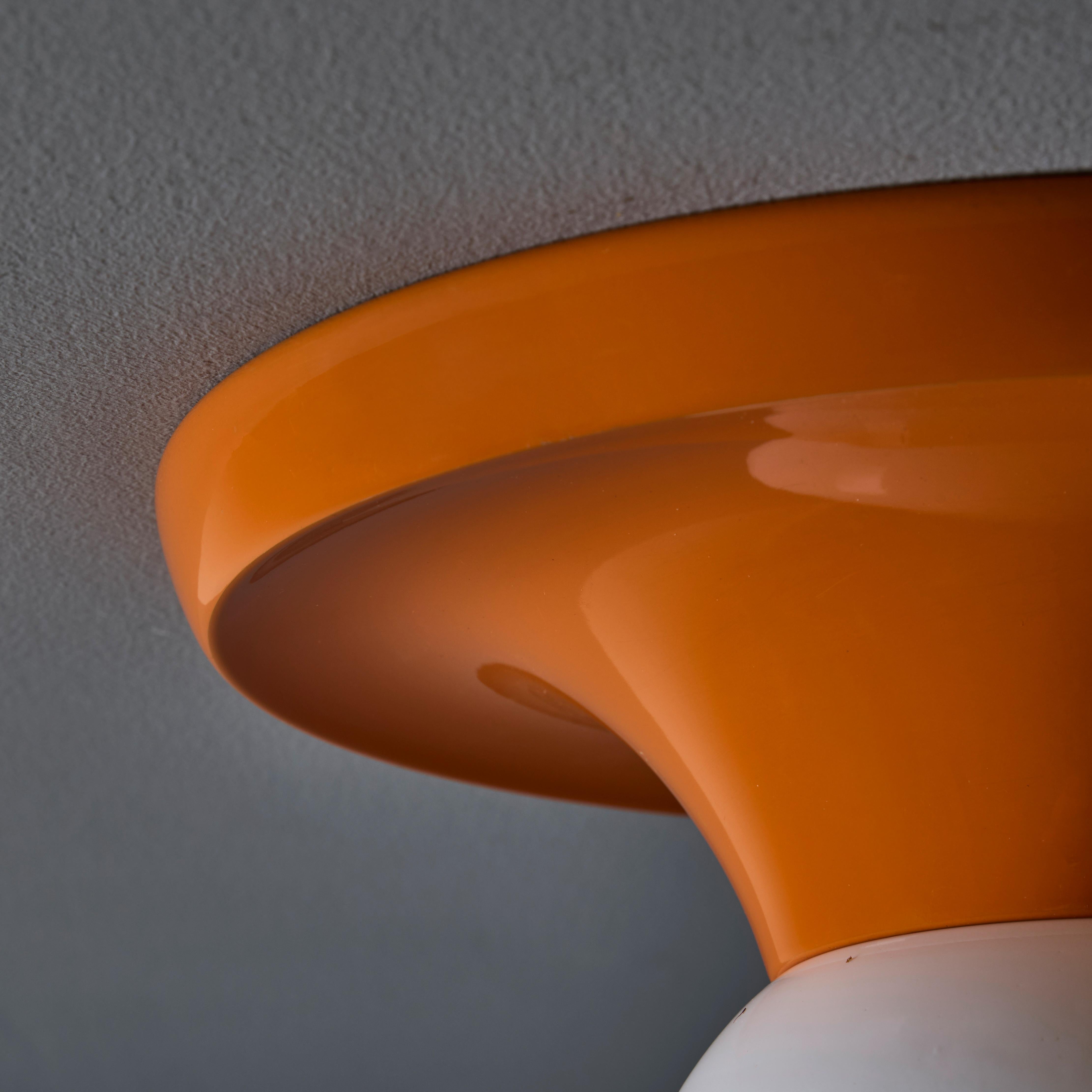 Pequeña lámpara de pared/techo Castiglioni 