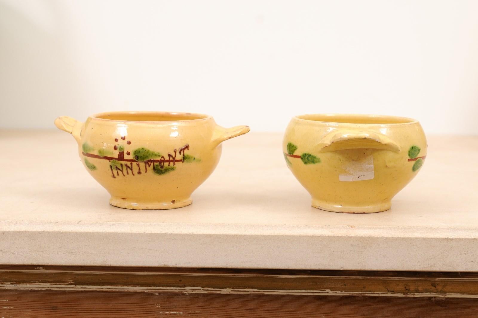 Petits bols en poterie émaillée jaune d'Innimont du 19ème siècle, France de l'Est en vente 1