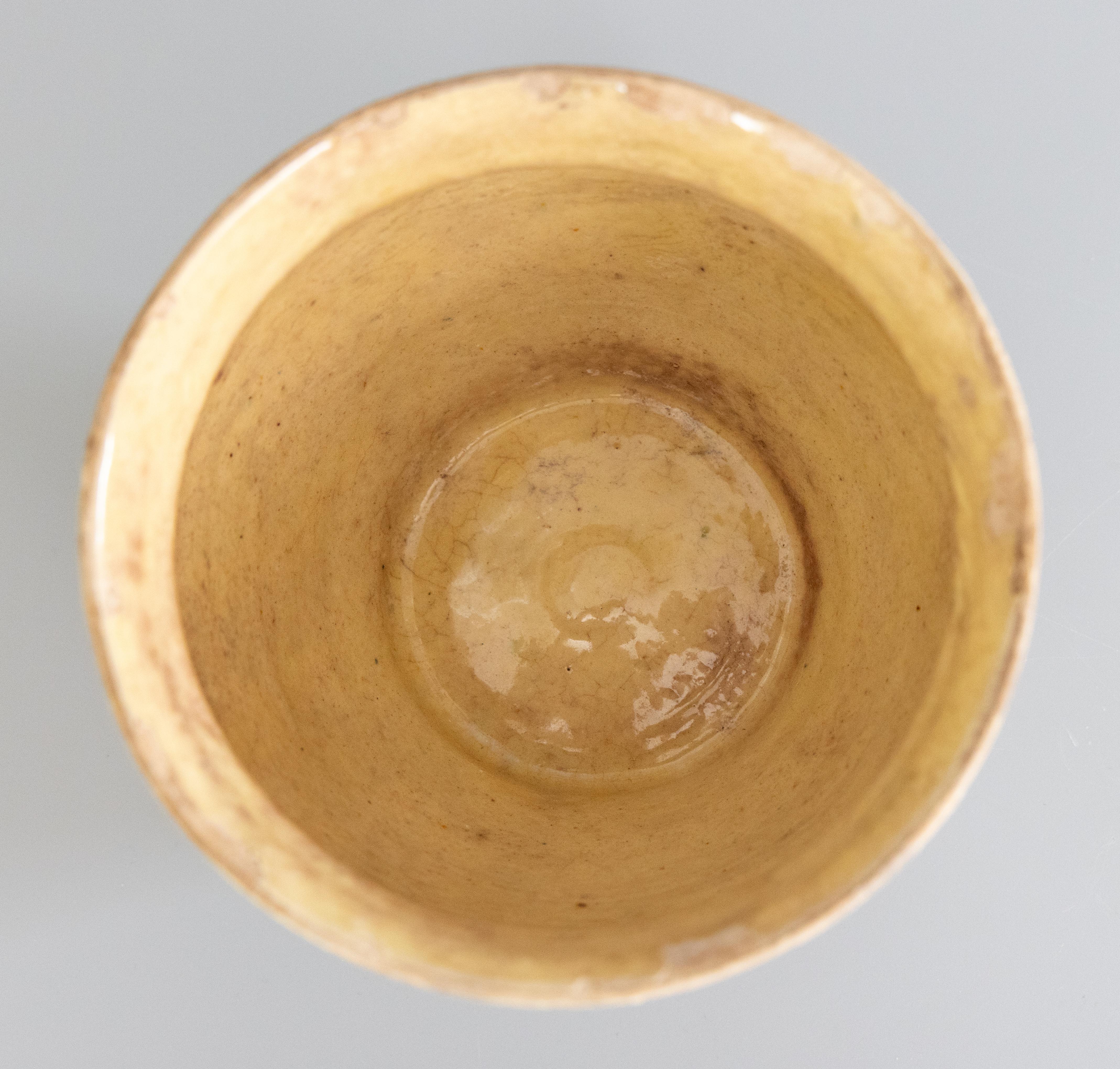 Terracotta Petite 19th Century French Yellow Glazed Confit Pot For Sale