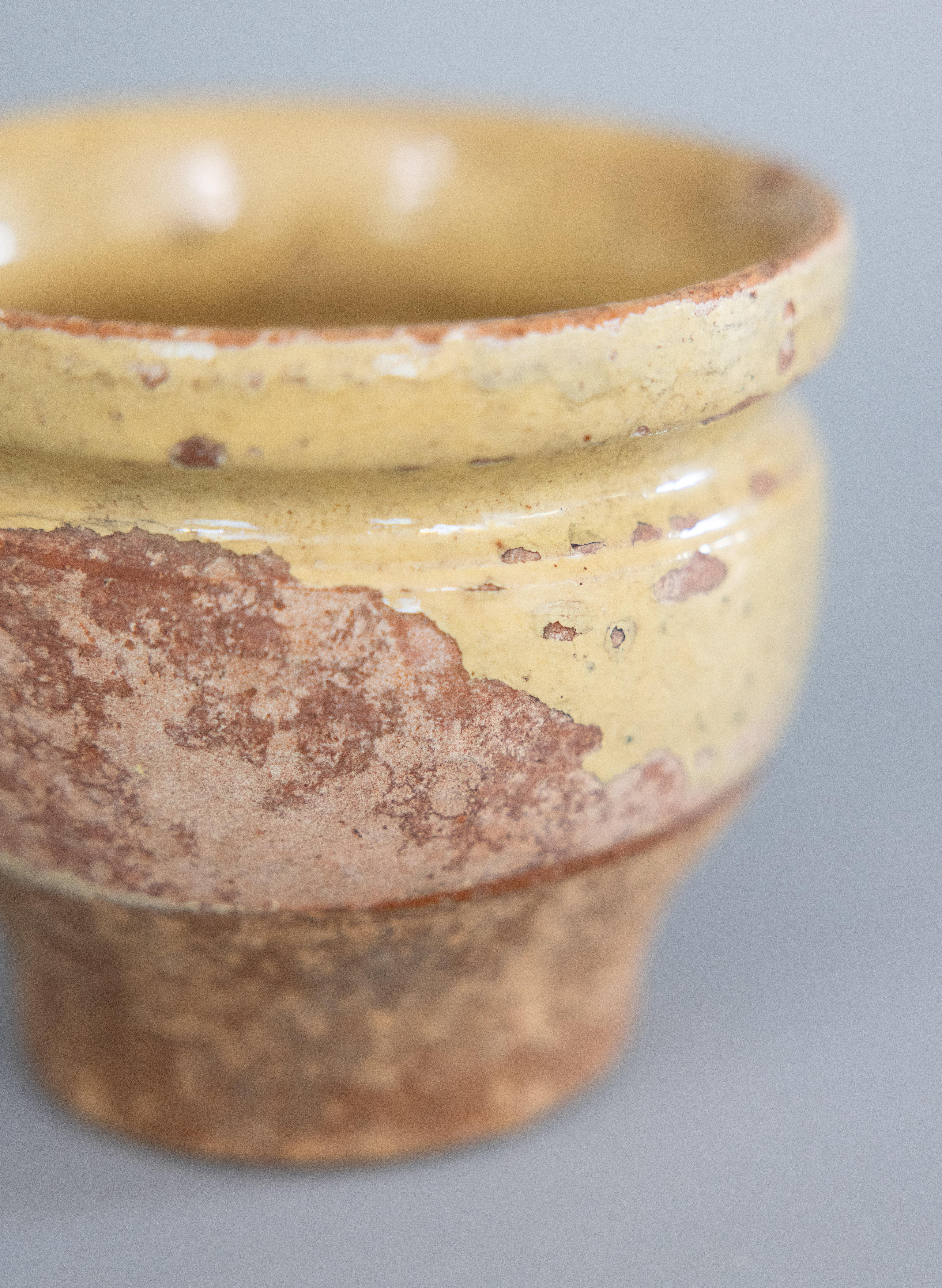 Petite 19th Century French Yellow Glazed Confit Pot For Sale 1