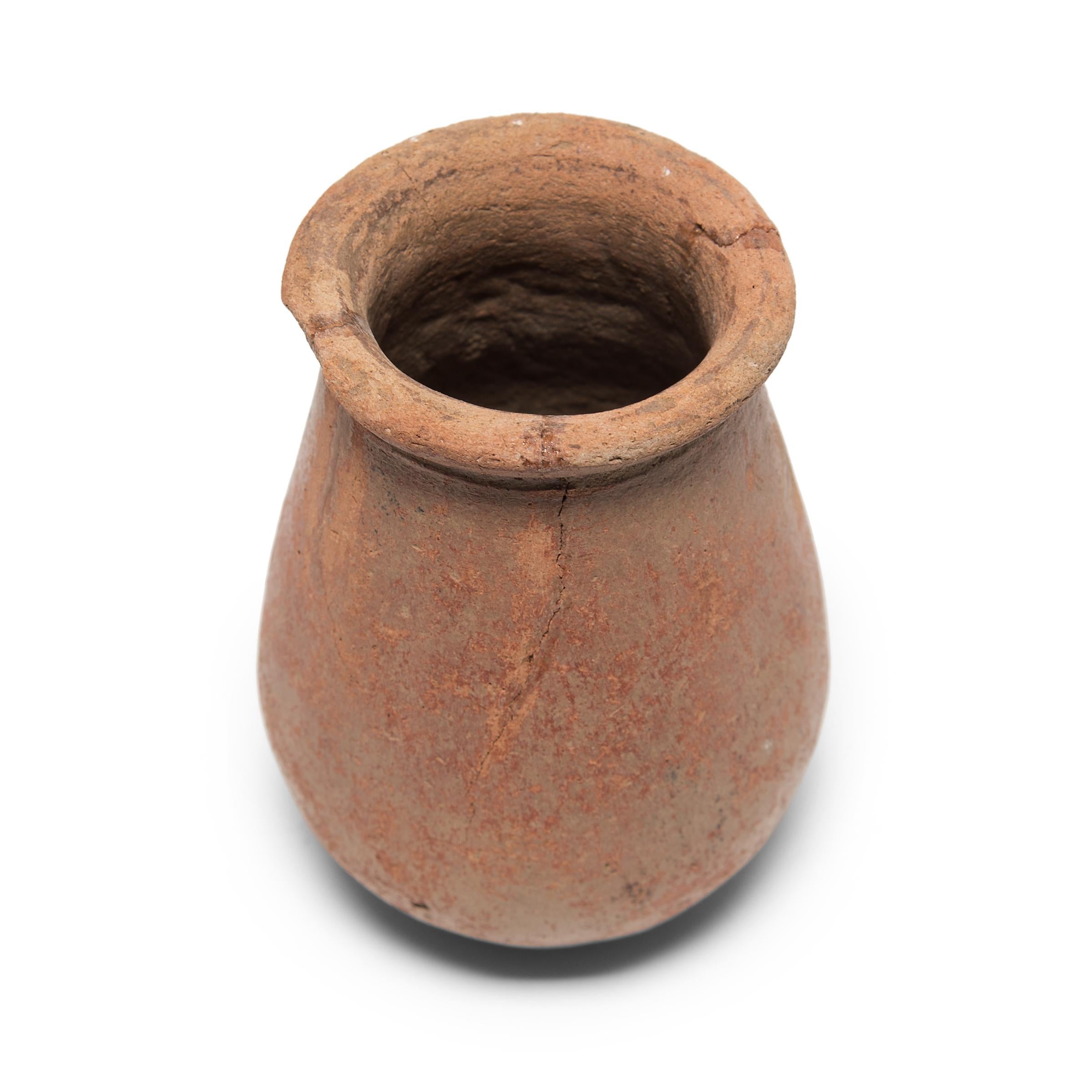 Maliano Petite African Redware Vessel in vendita