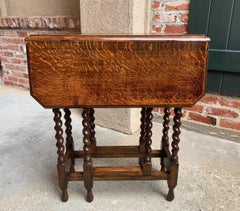 Petite Antique English Oak Barley Twist Drop Leaf Side Sofa Table, 20th Century