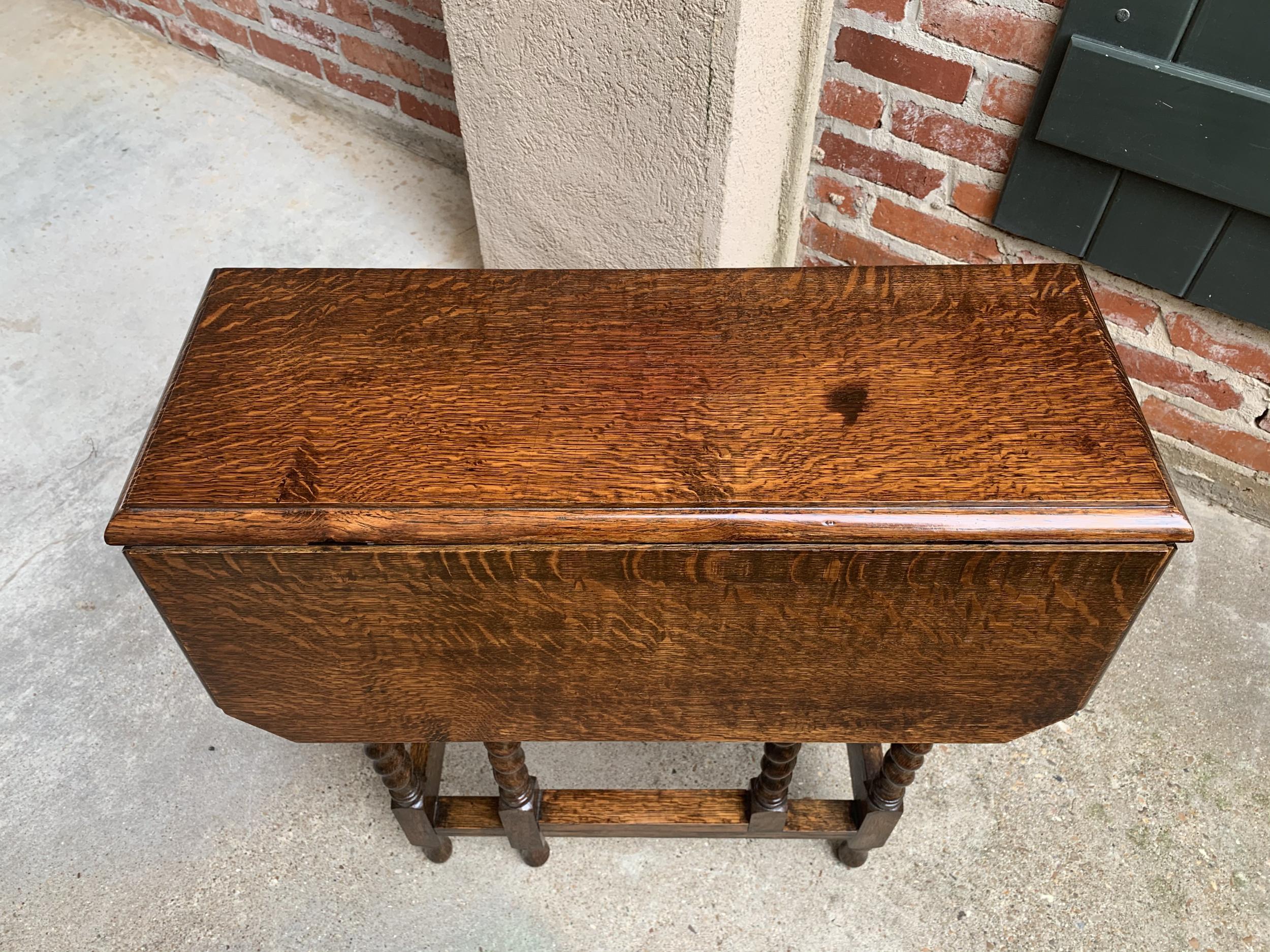 British Petite Antique English Oak Barley Twist Drop Leaf Side Sofa Table, 20th Century