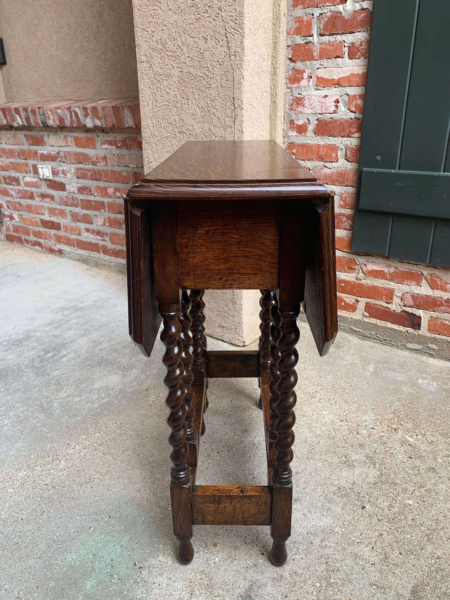 Petite Antique English Oak Barley Twist Drop Leaf Side Sofa Table, 20th Century 3