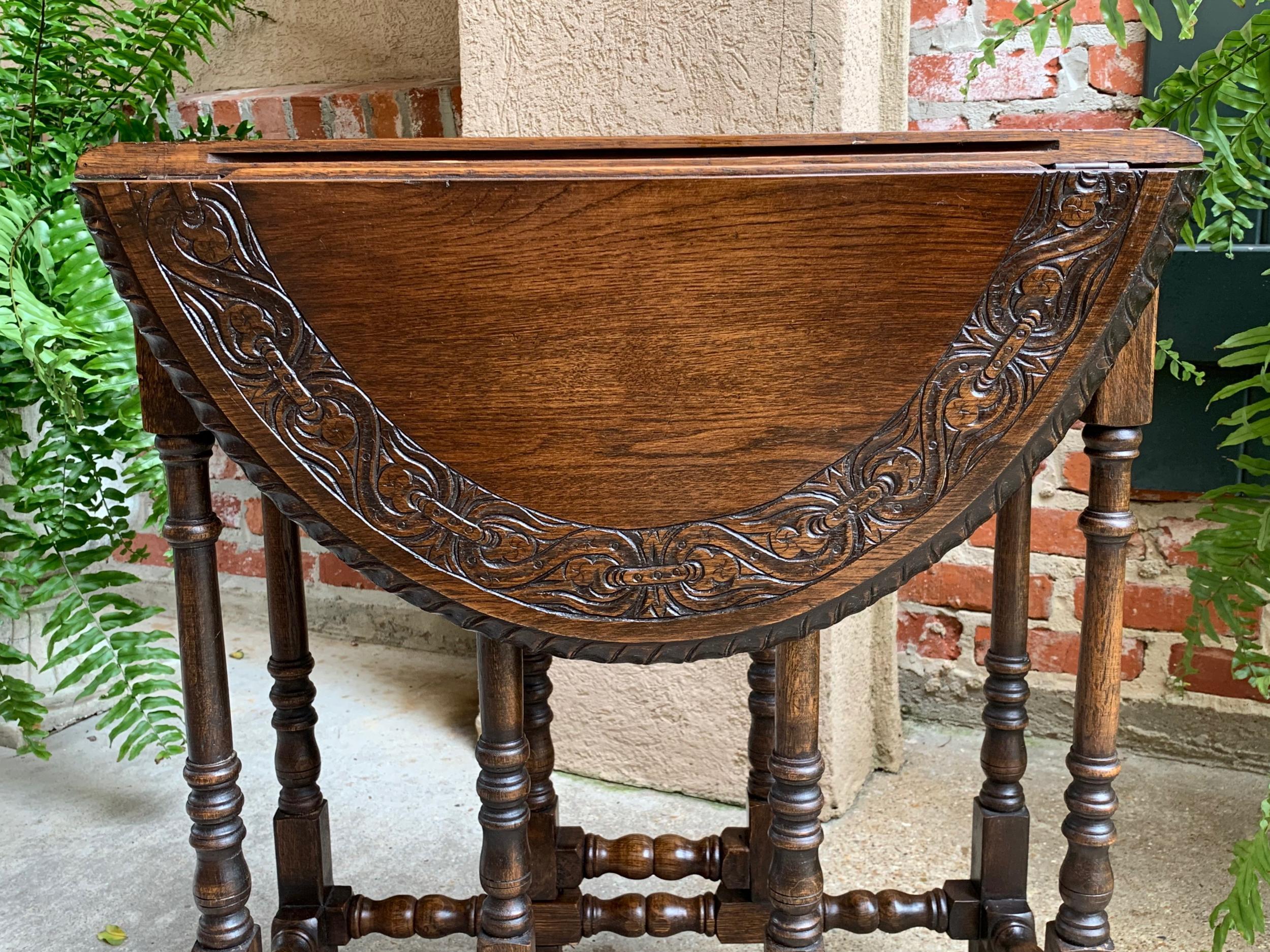 Petite Antique English Oak Side Sofa Wine Table Drop Leaf Gate Leg Carved Oval In Good Condition In Shreveport, LA