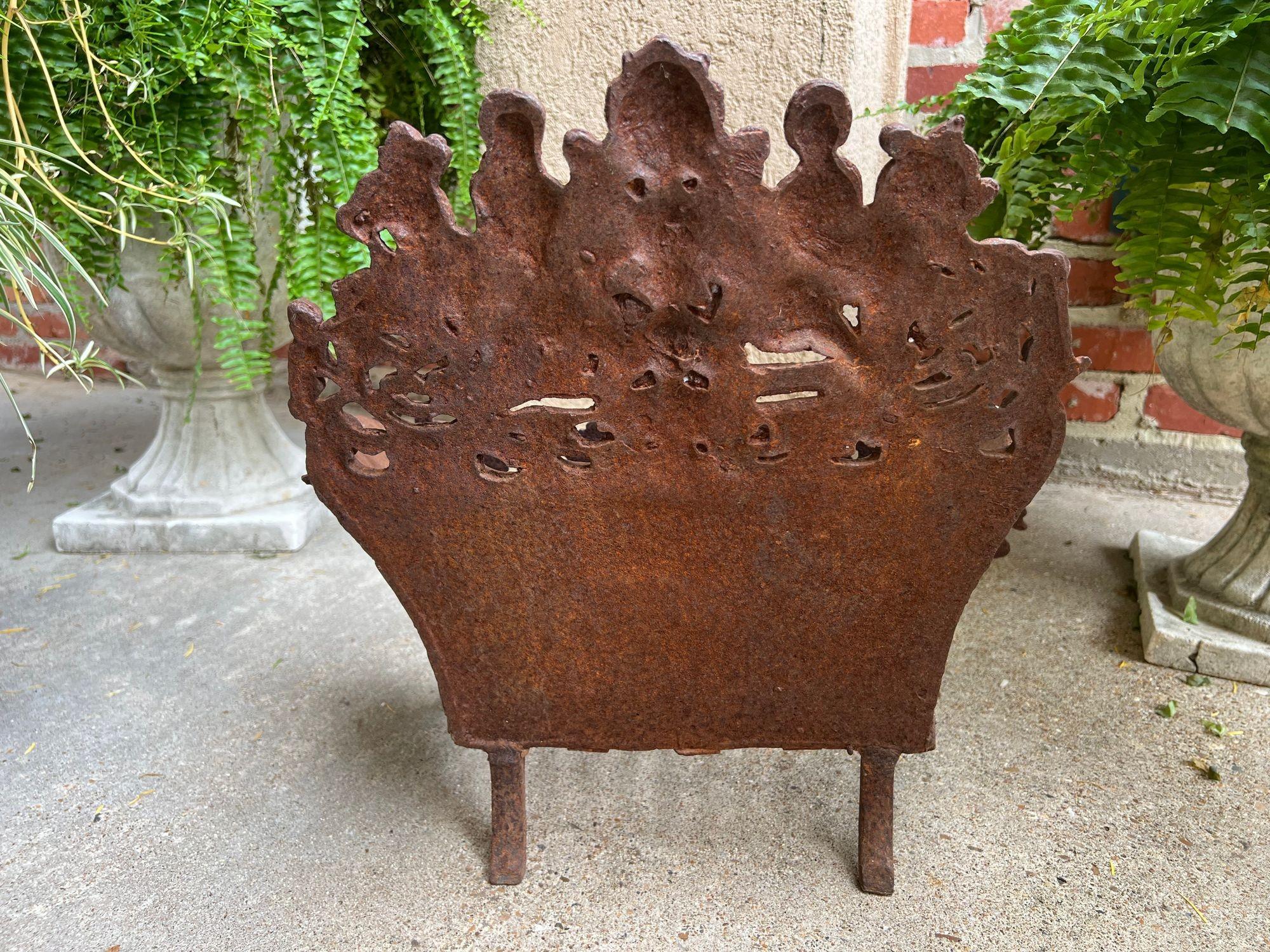 Petite Antique French Cast Iron Planter Jardinière Basket Grate Corneau c1880 For Sale 7