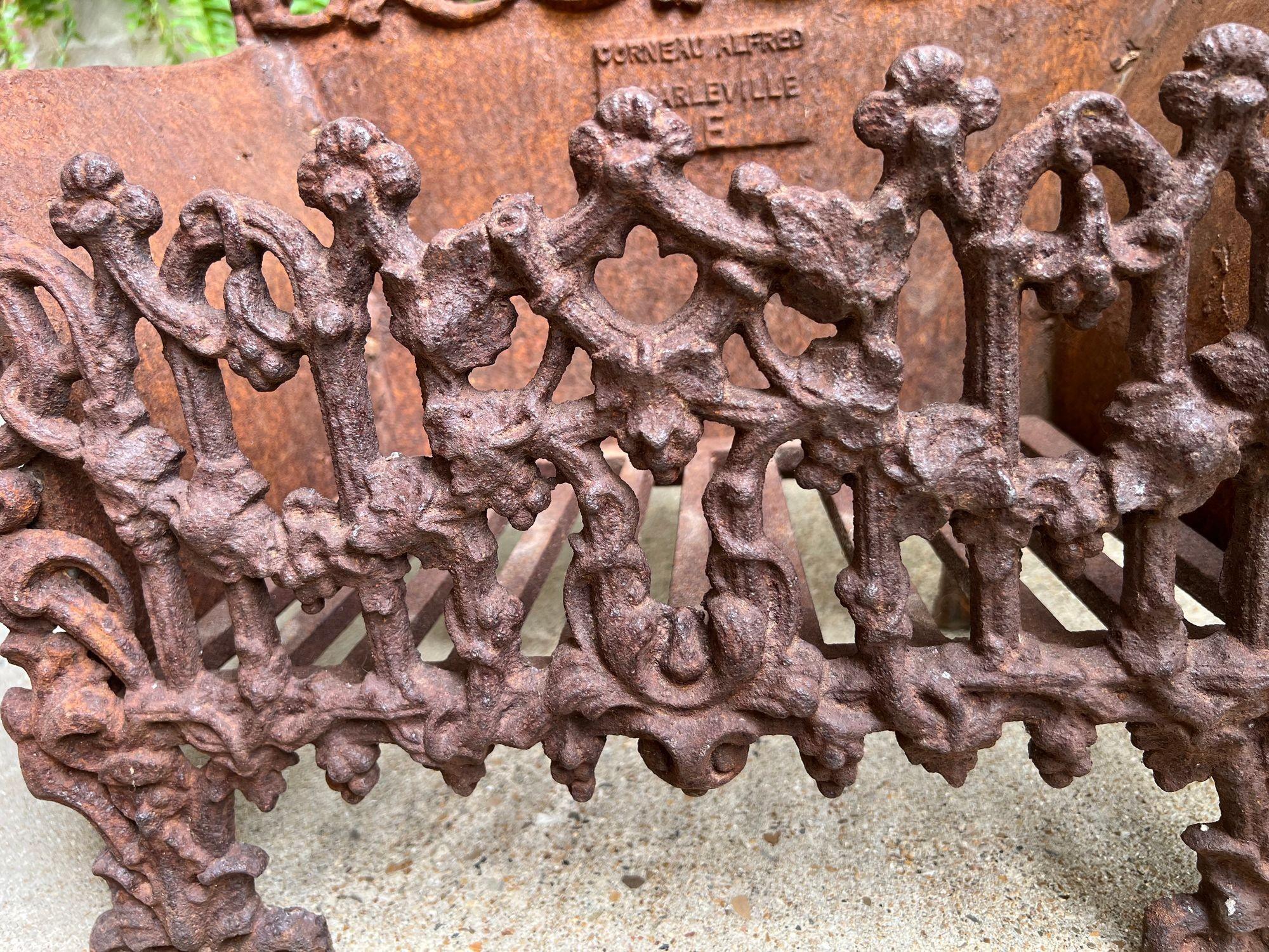 Petite Antique French Cast Iron Planter Jardinière Basket Grate Corneau c1880 For Sale 11