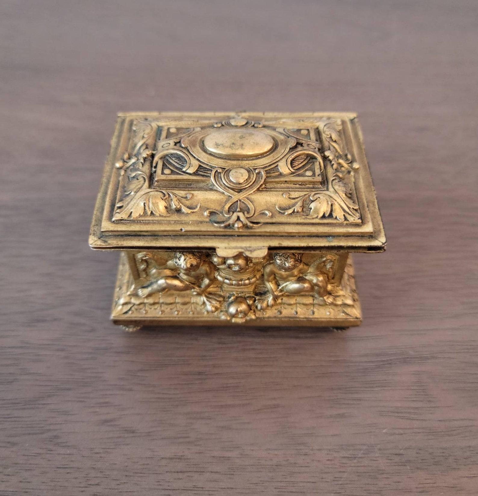 Petite Antique French Neoclassical Gilt Bronze Jewel Casket For Sale 2