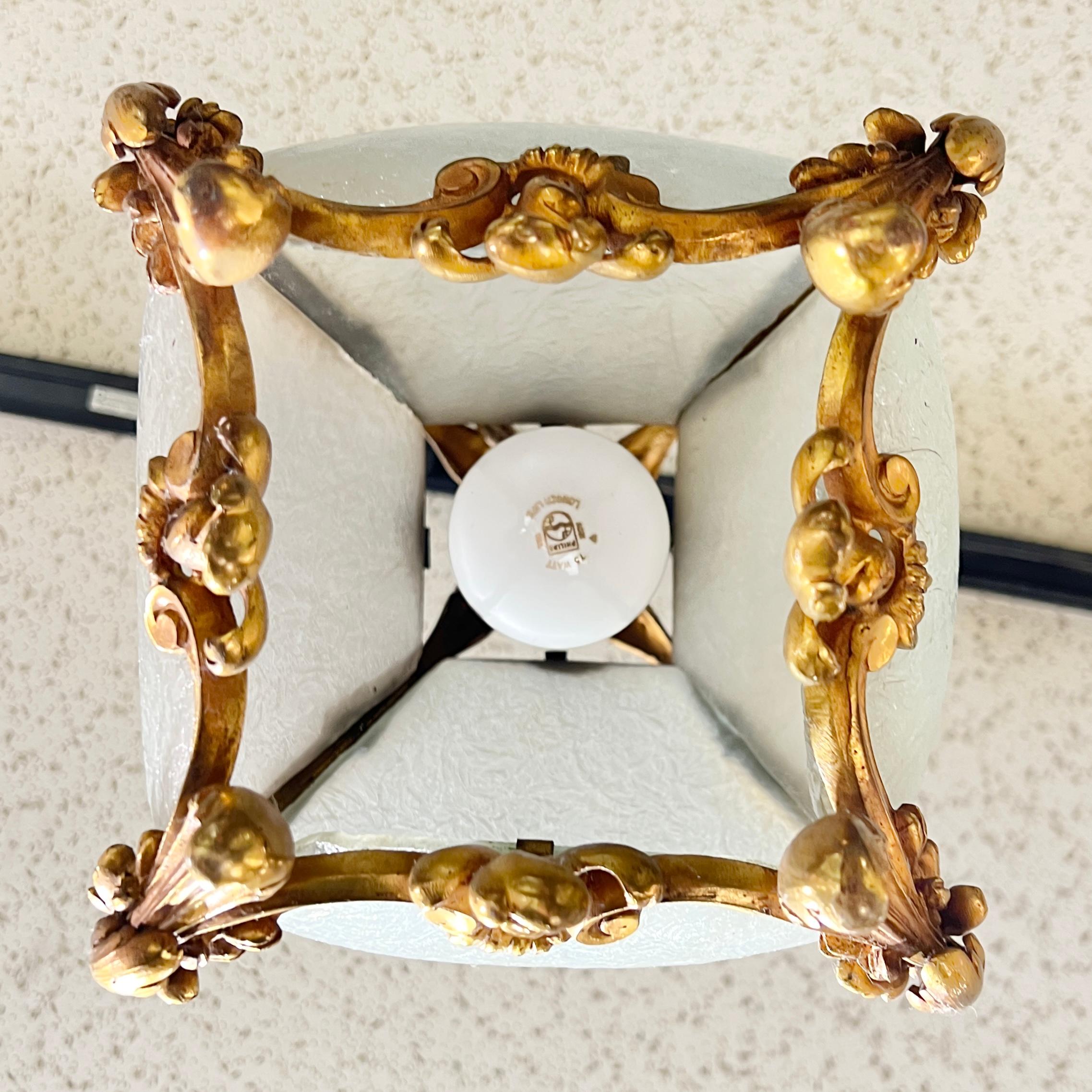 Petite Antique Gilt Bronze Lantern with Frosted Glass en Bueno estado para la venta en New York, NY