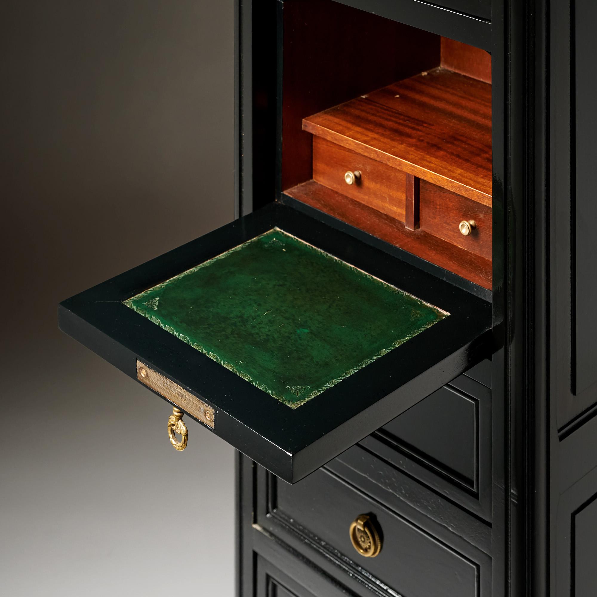 Petite Antique Louis XVI Secretaire For Sale 2