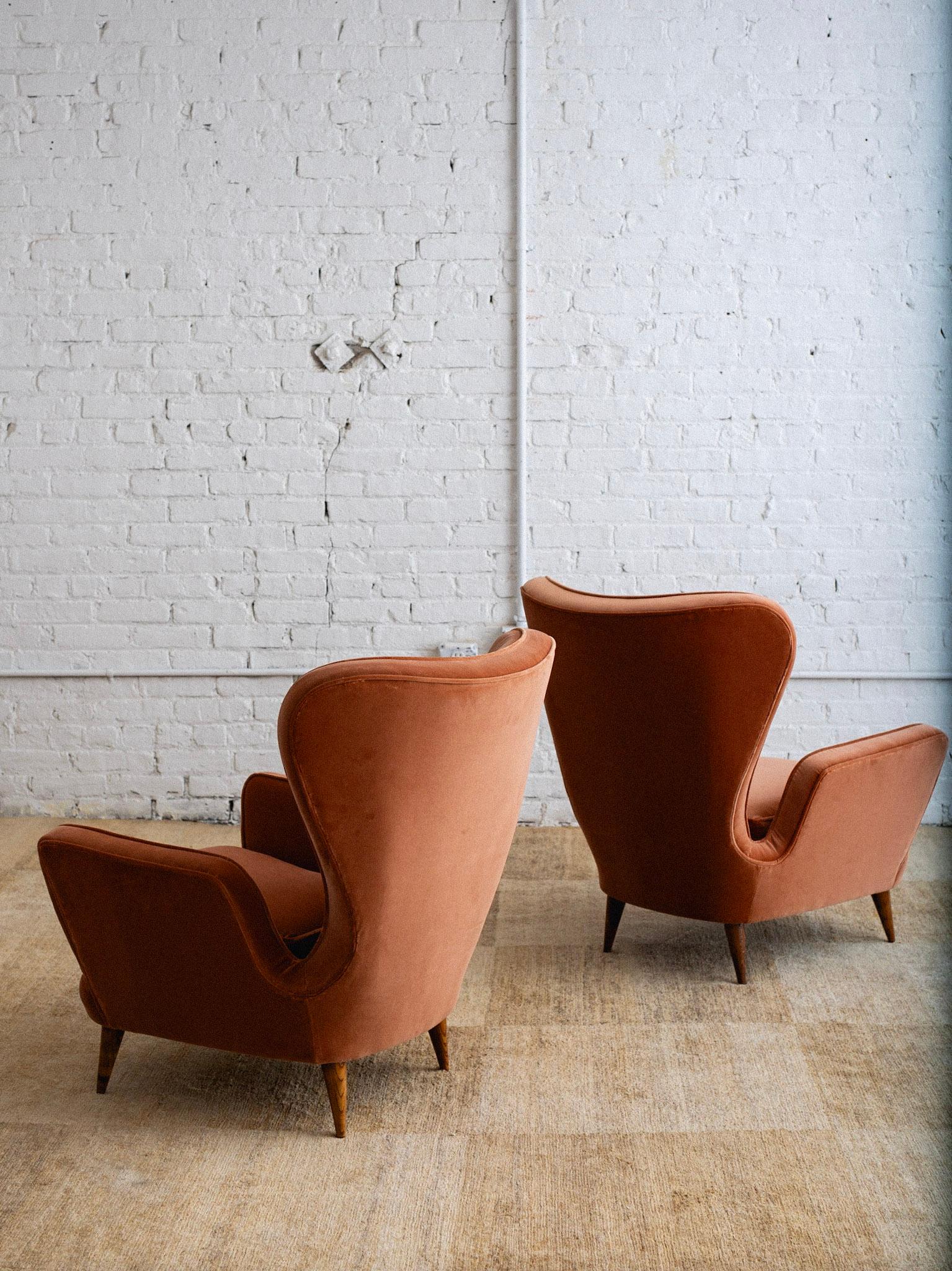 italien Petits fauteuils d'Emilio Sala & Giorgio Madini - une paire en vente