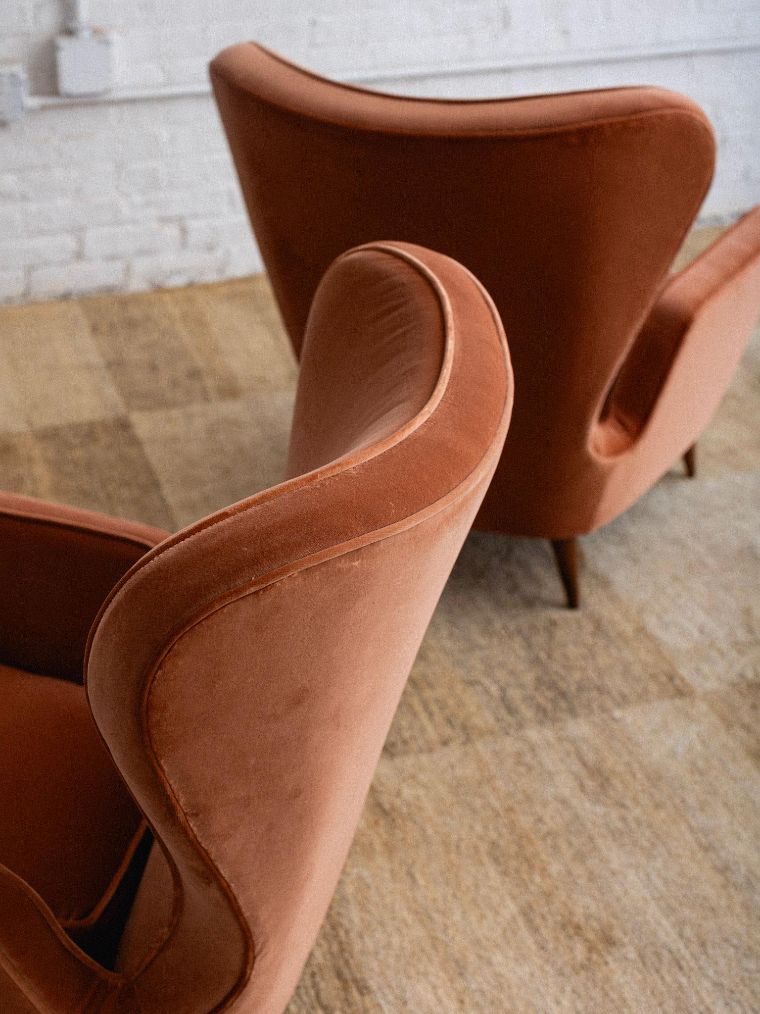 Milieu du XXe siècle Petits fauteuils d'Emilio Sala & Giorgio Madini - une paire en vente