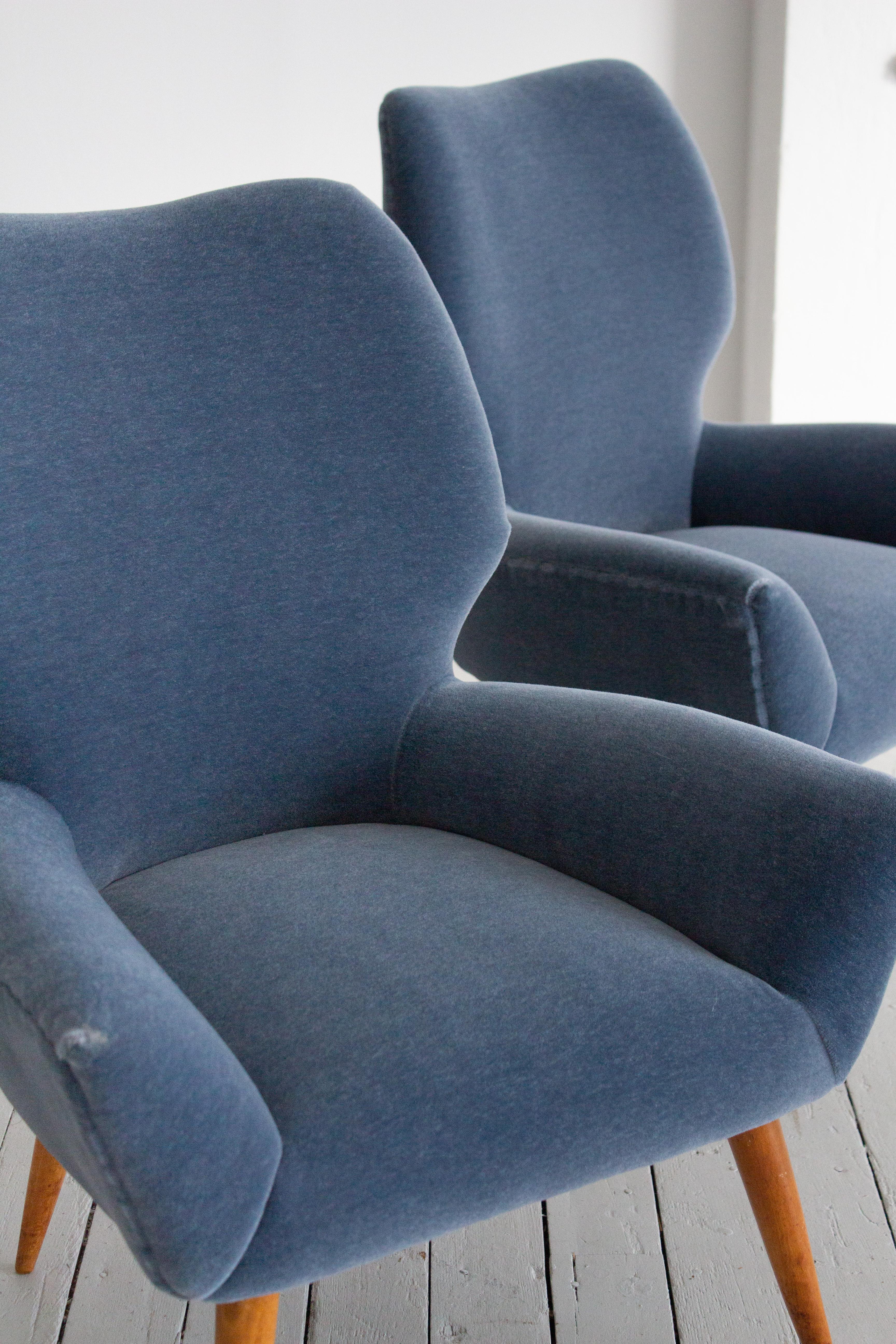 Petite Armchairs in Blue Mohair in the Style of Melchiorre Bega - a Pair For Sale 6