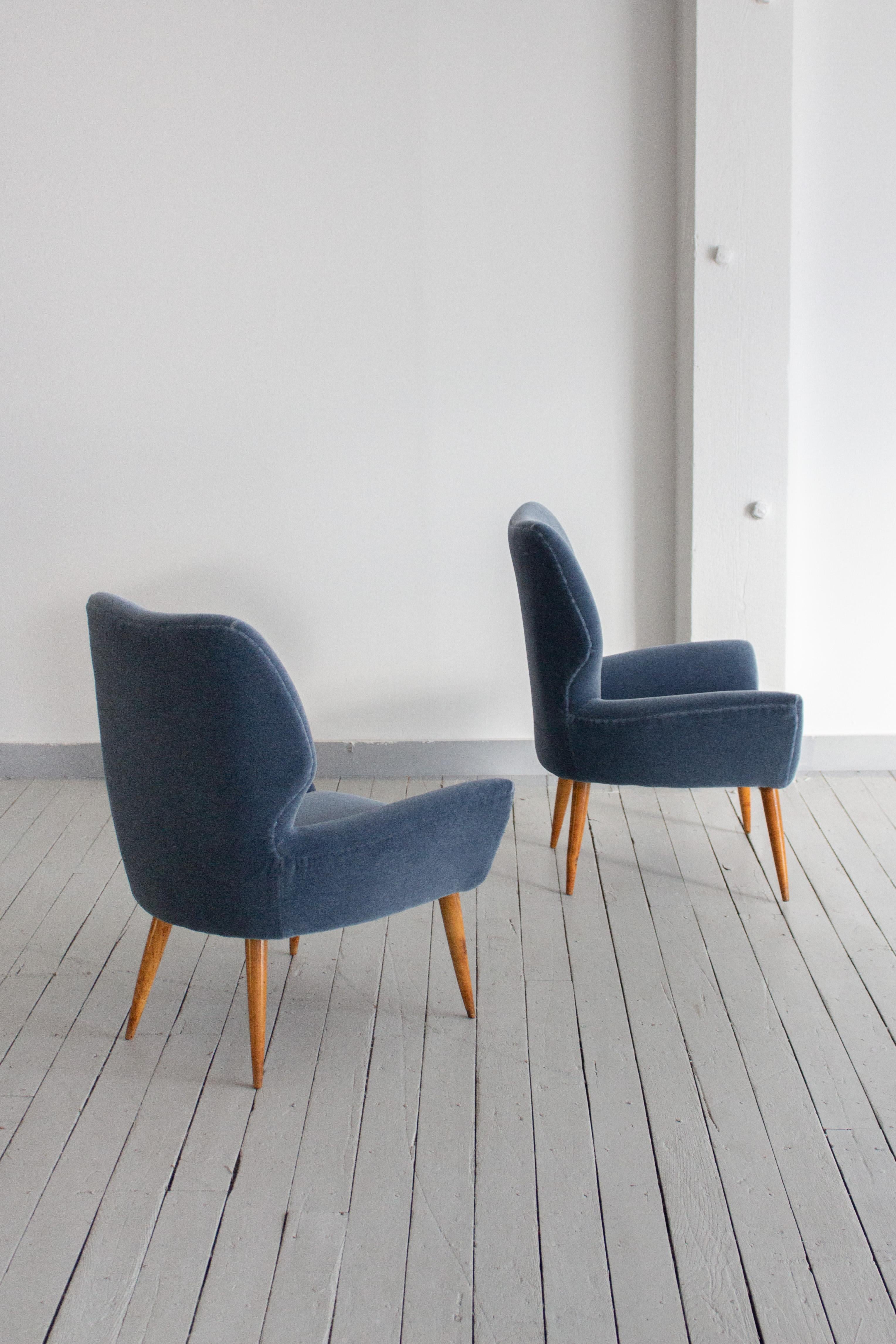 Petite Armchairs in Blue Mohair in the Style of Melchiorre Bega - a Pair For Sale 2