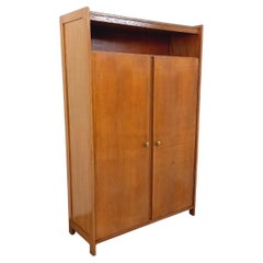 Petite armoire vintage en bois de chêne des années 60