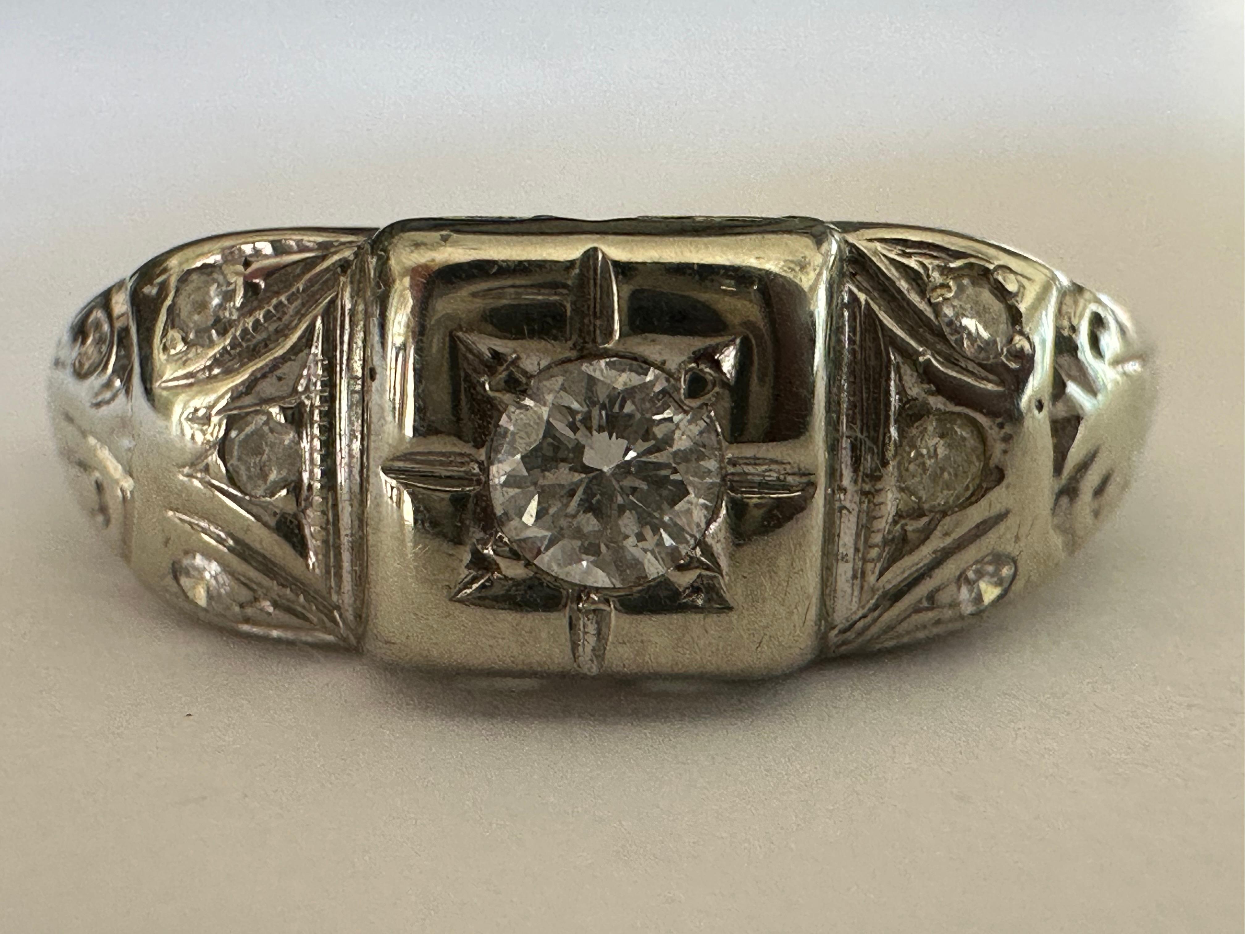 Petite Art Deco Diamond Engagement Ring  For Sale 3
