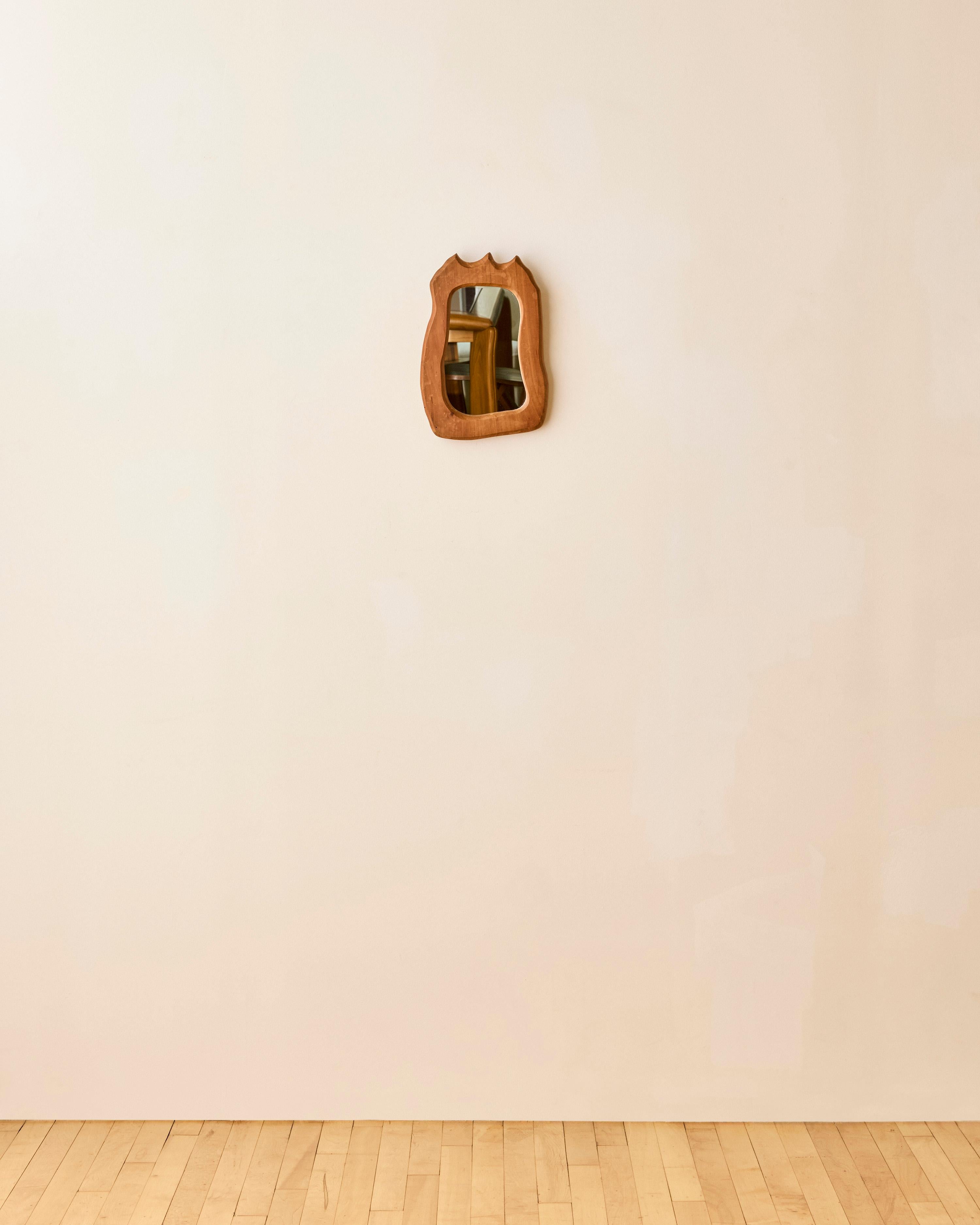 Travail du bois Petit miroir en bois fait par un artisan en vente