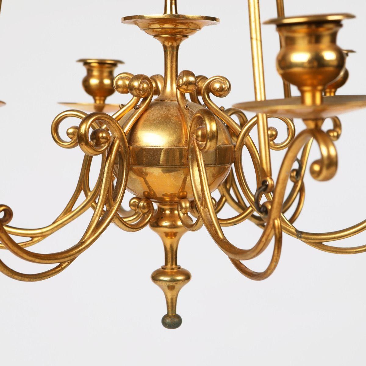 Suédois Petit lustre de style baroque, attribué à Skultuna, Suède en vente
