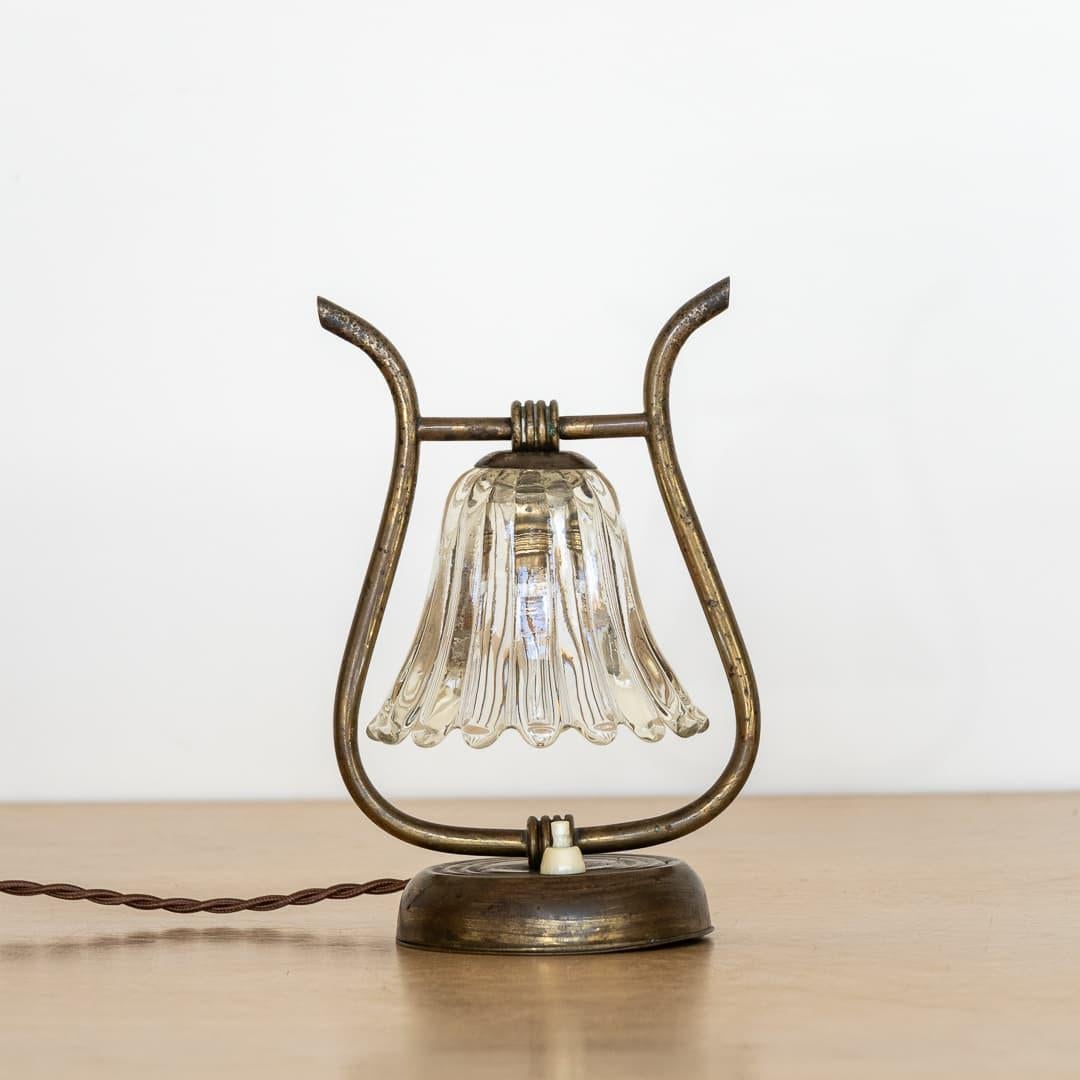 Petite Barovier Glass and Brass Lamp In Good Condition In Los Angeles, CA