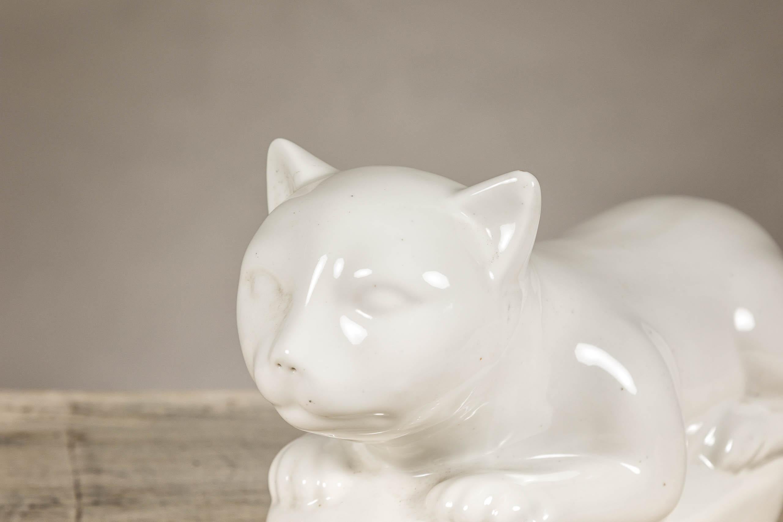 Petite Blanc de Chine Porcelain Cat Sculpture, Vintage For Sale 1