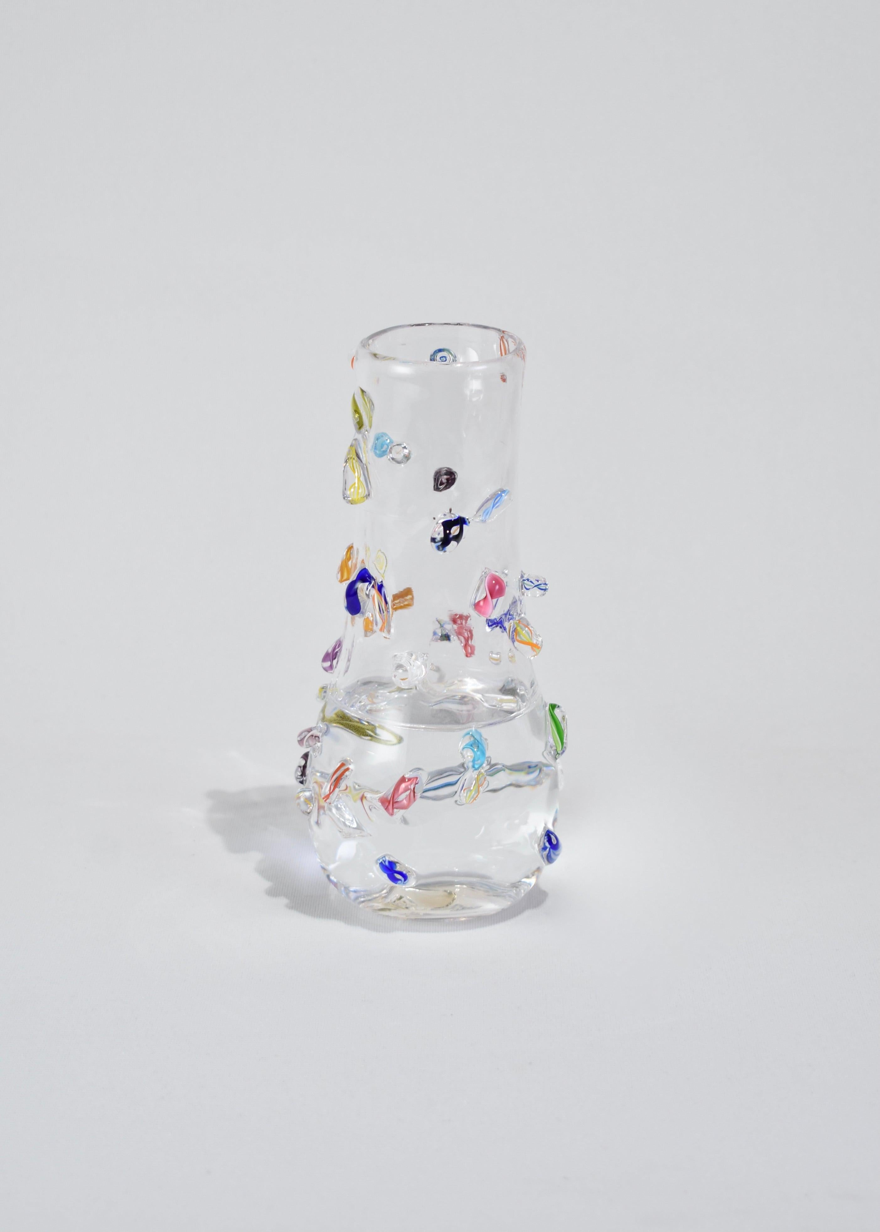 Kleine Vase aus geblasenem Glas (Moderne) im Angebot