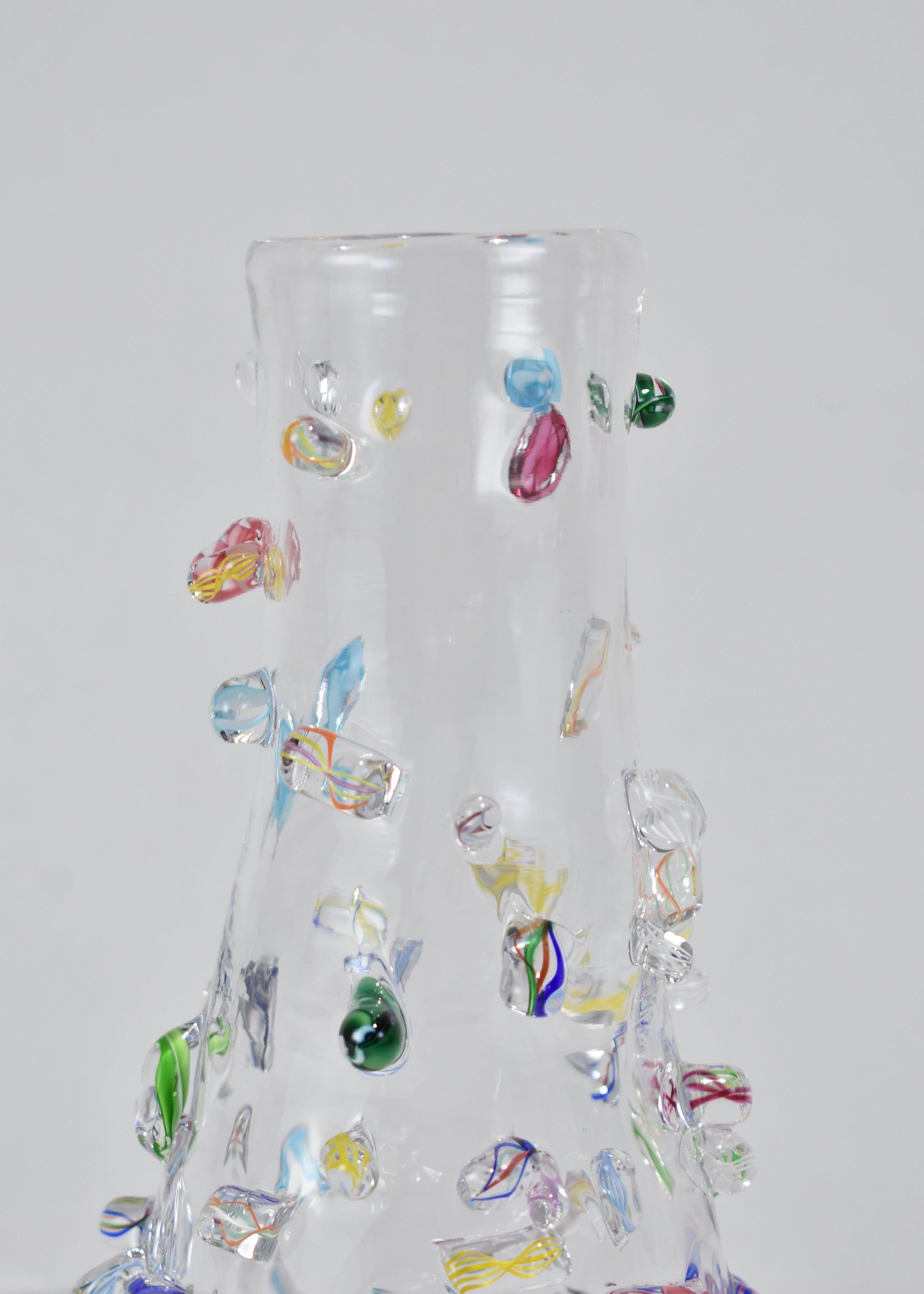 Kleine Vase aus geblasenem Glas (Geblasenes Glas) im Angebot