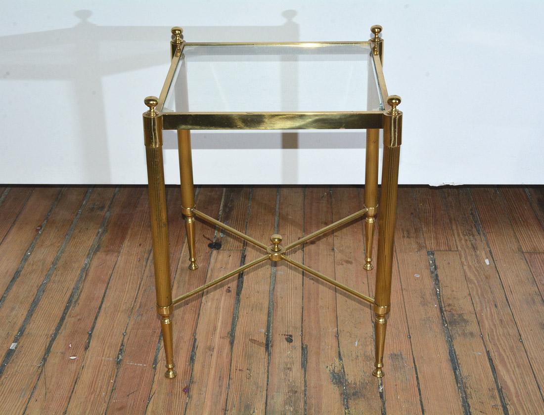 Maison Jansen Bagues-style brass and glass end table, Perfect for any Hollywood Regency, Mid-Century Modern or Classic styled home.
 