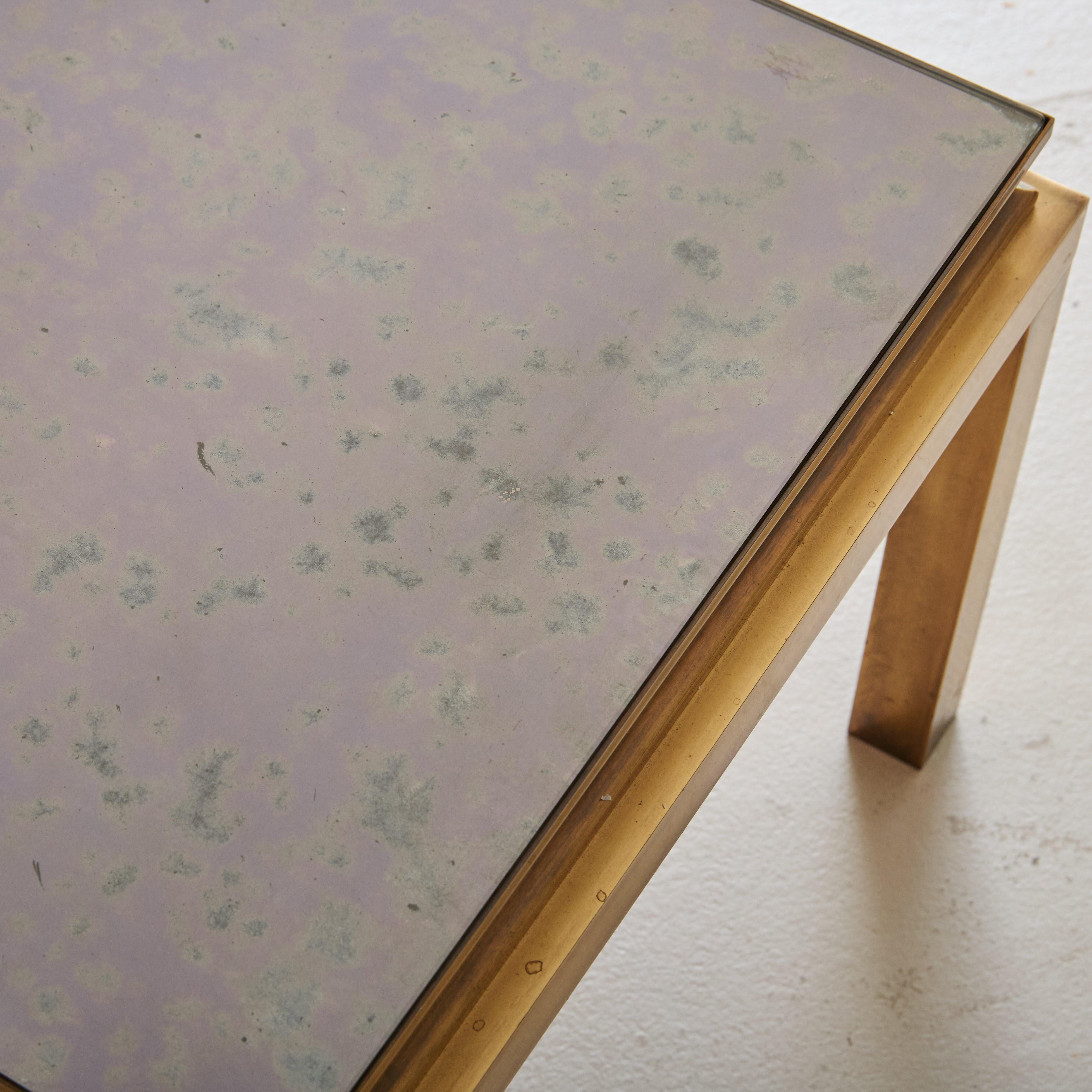 Petite Brass Side Table with Églomisé Mirror Top Attributed to Guy Lefevre en vente 3
