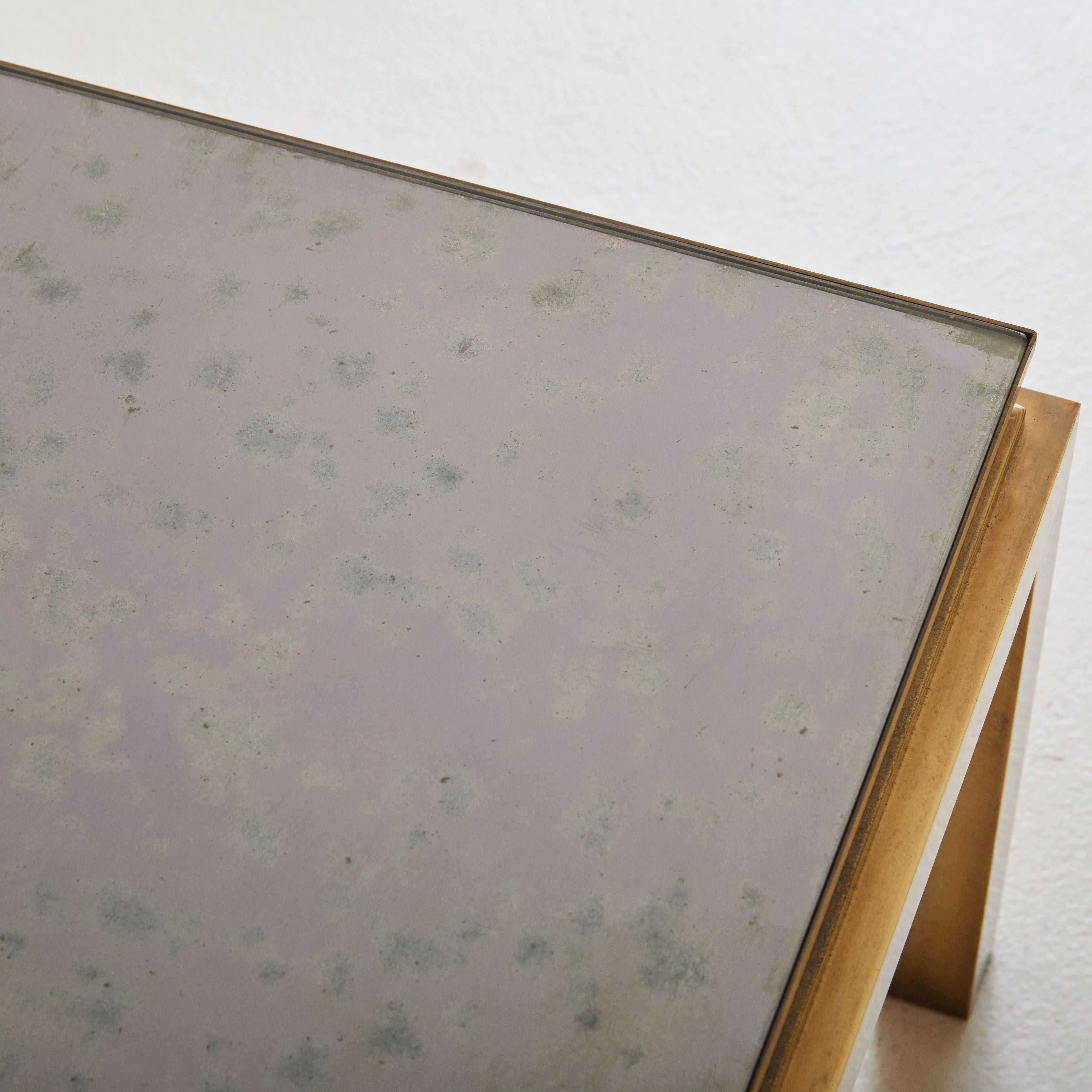 Petite Brass Side Table with Églomisé Mirror Top Attributed to Guy Lefevre en vente 4