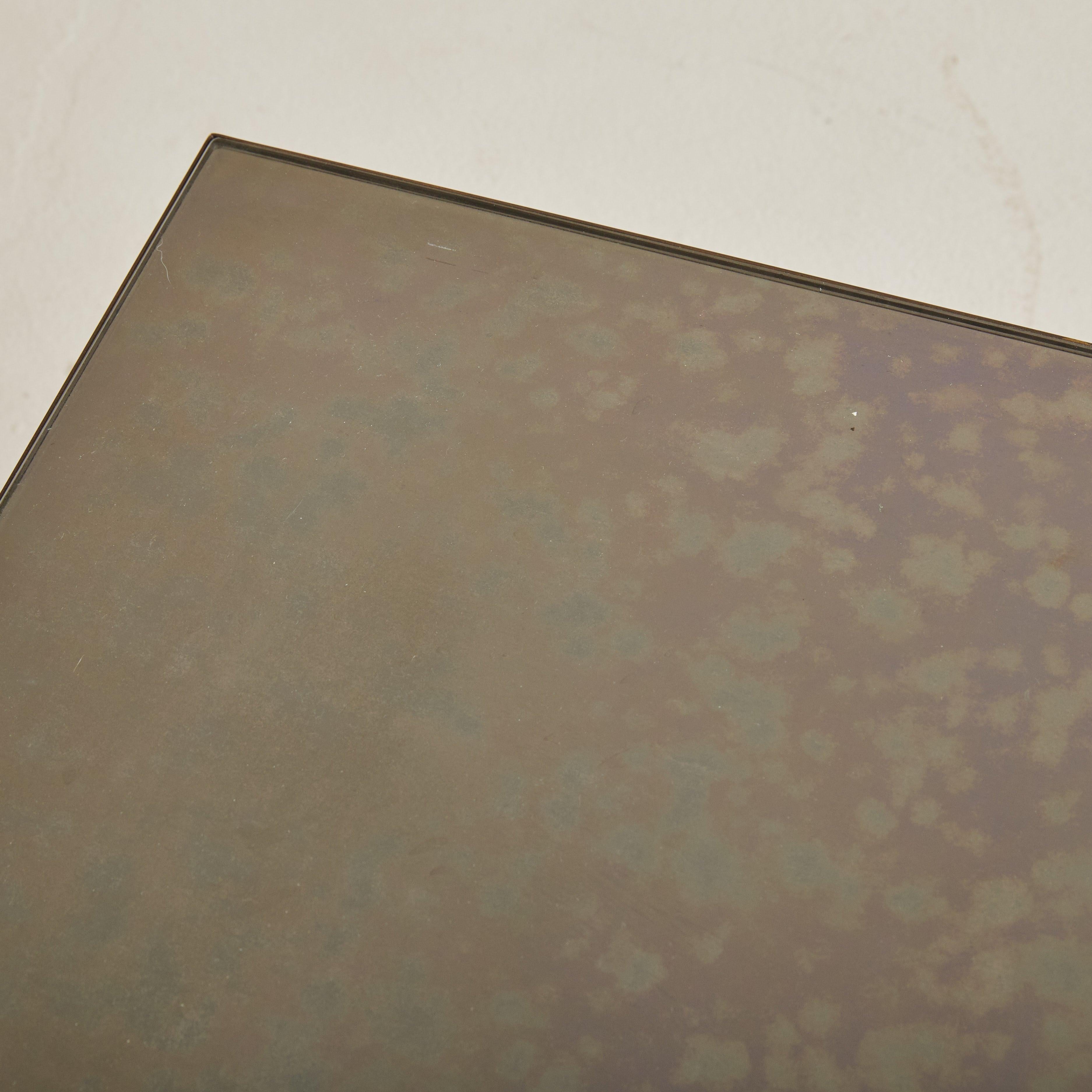 italien Petite Brass Side Table with Églomisé Mirror Top Attributed to Guy Lefevre en vente