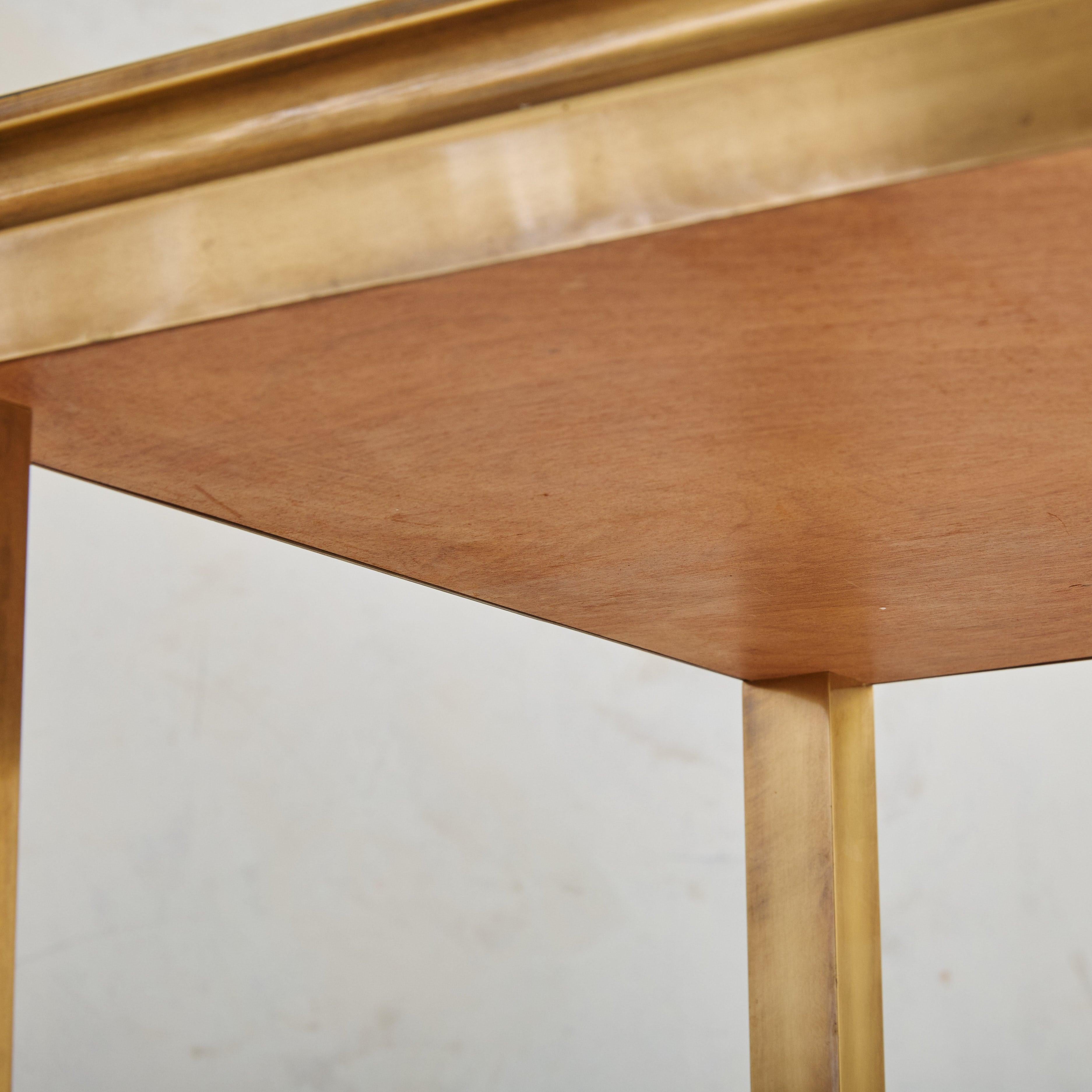 Petite Brass Side Table with Églomisé Mirror Top Attributed to Guy Lefevre en vente 1