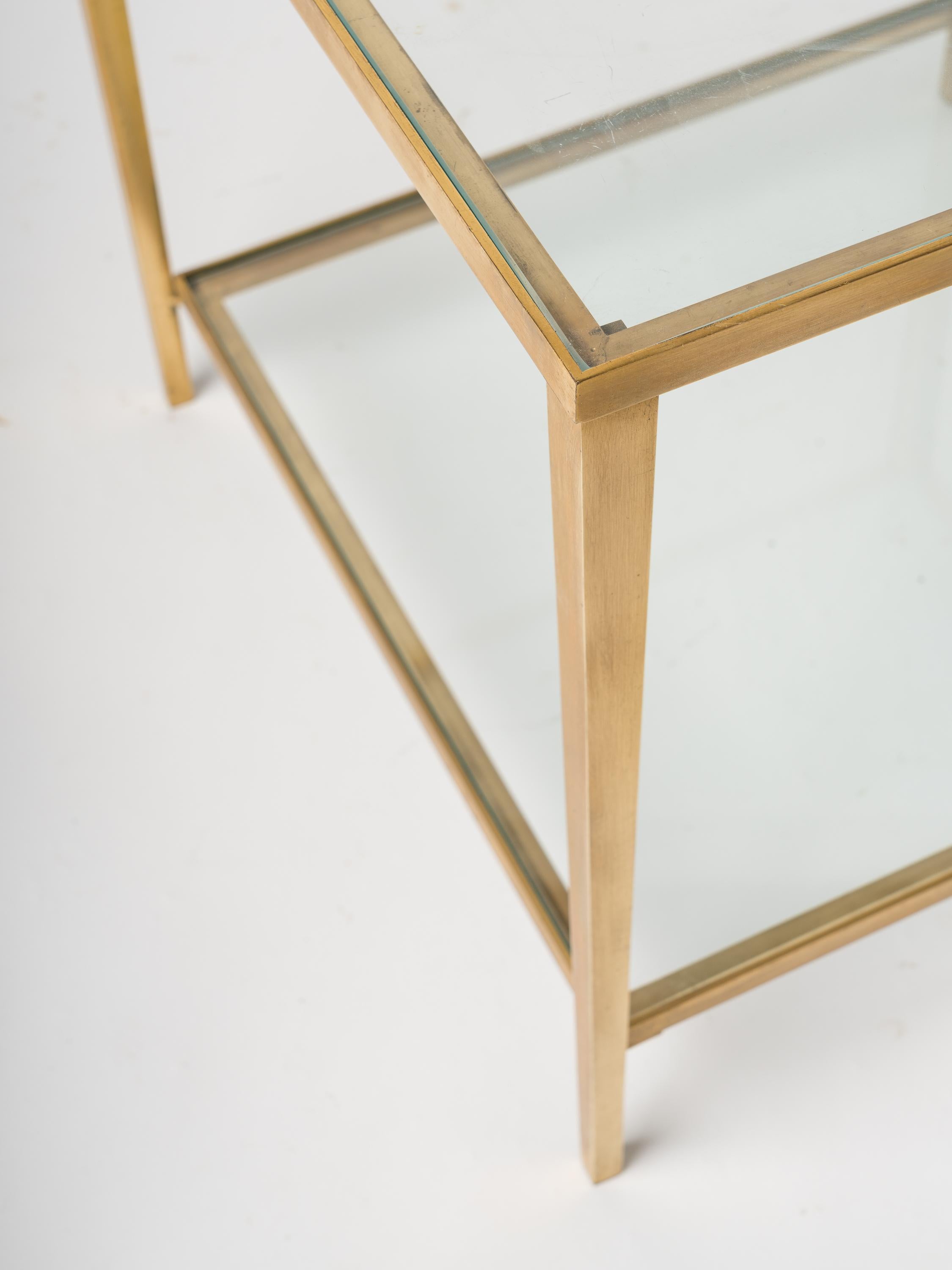 French Petite Brass Table by Maison Jansen in Brass, France 1970s, Ipso Facto For Sale