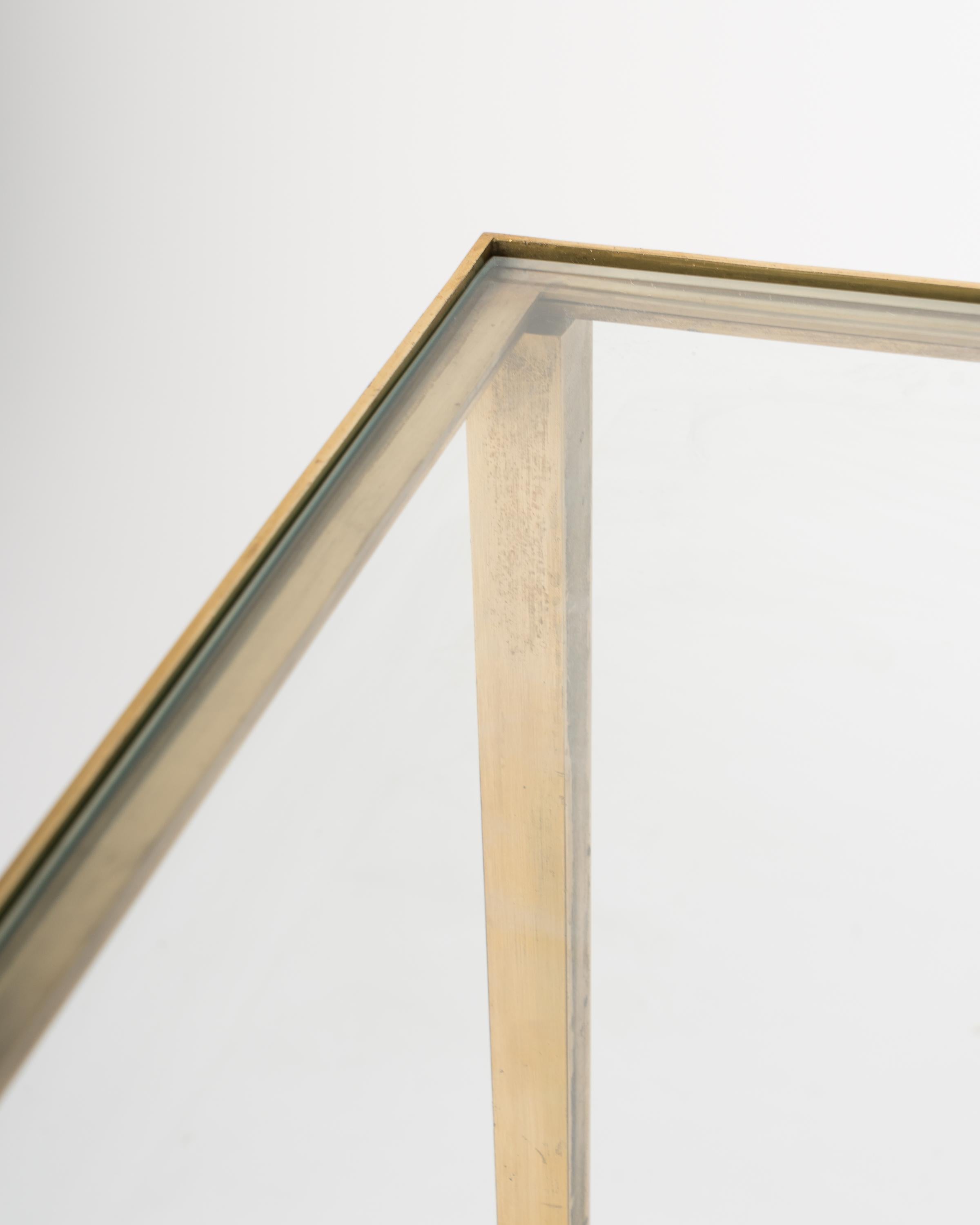 Petite Brass Table by Maison Jansen in Brass, France 1970s, Ipso Facto In Good Condition For Sale In New York, NY