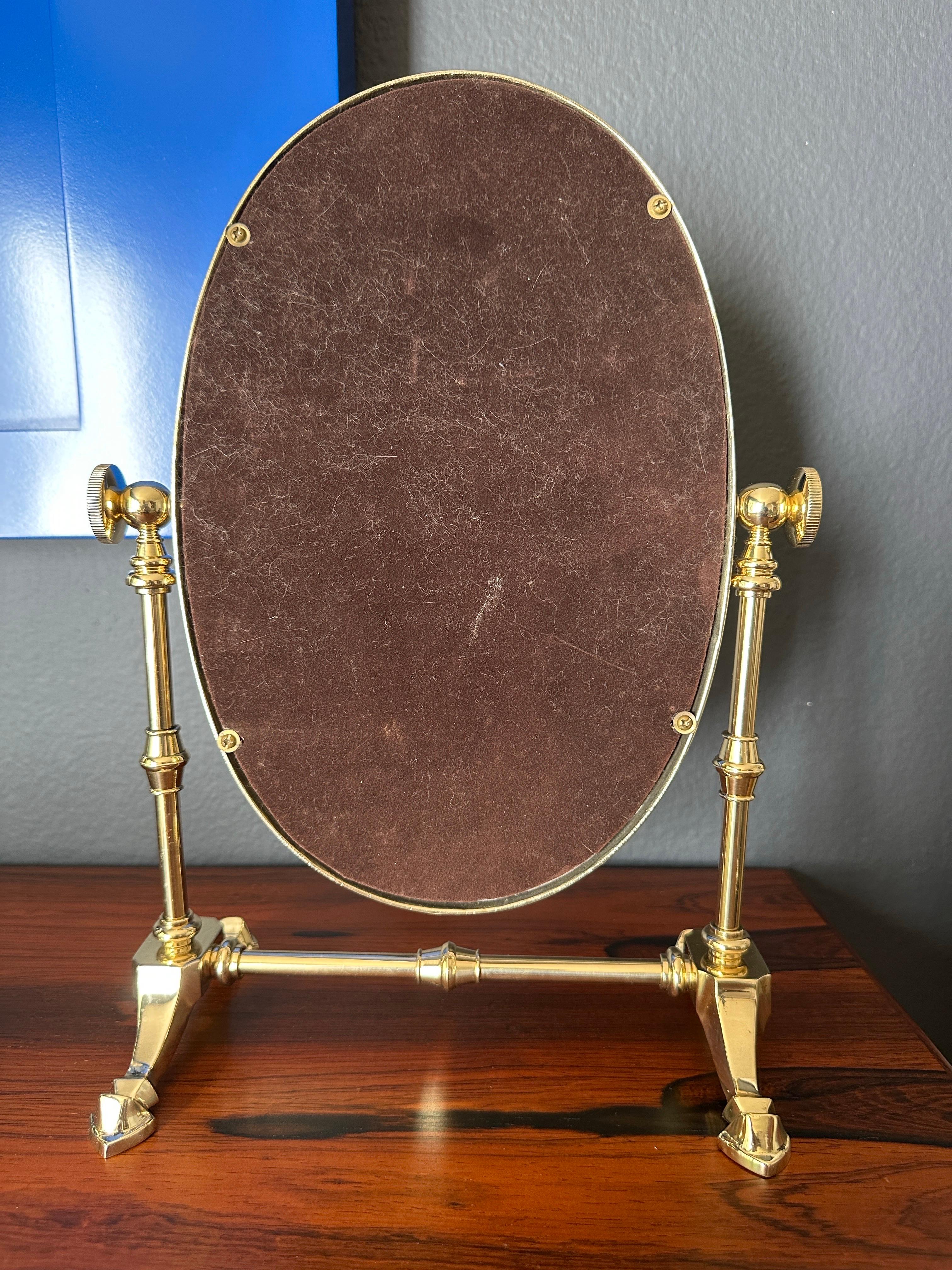 Miroir de courtoisie inclinable en laiton en vente 3
