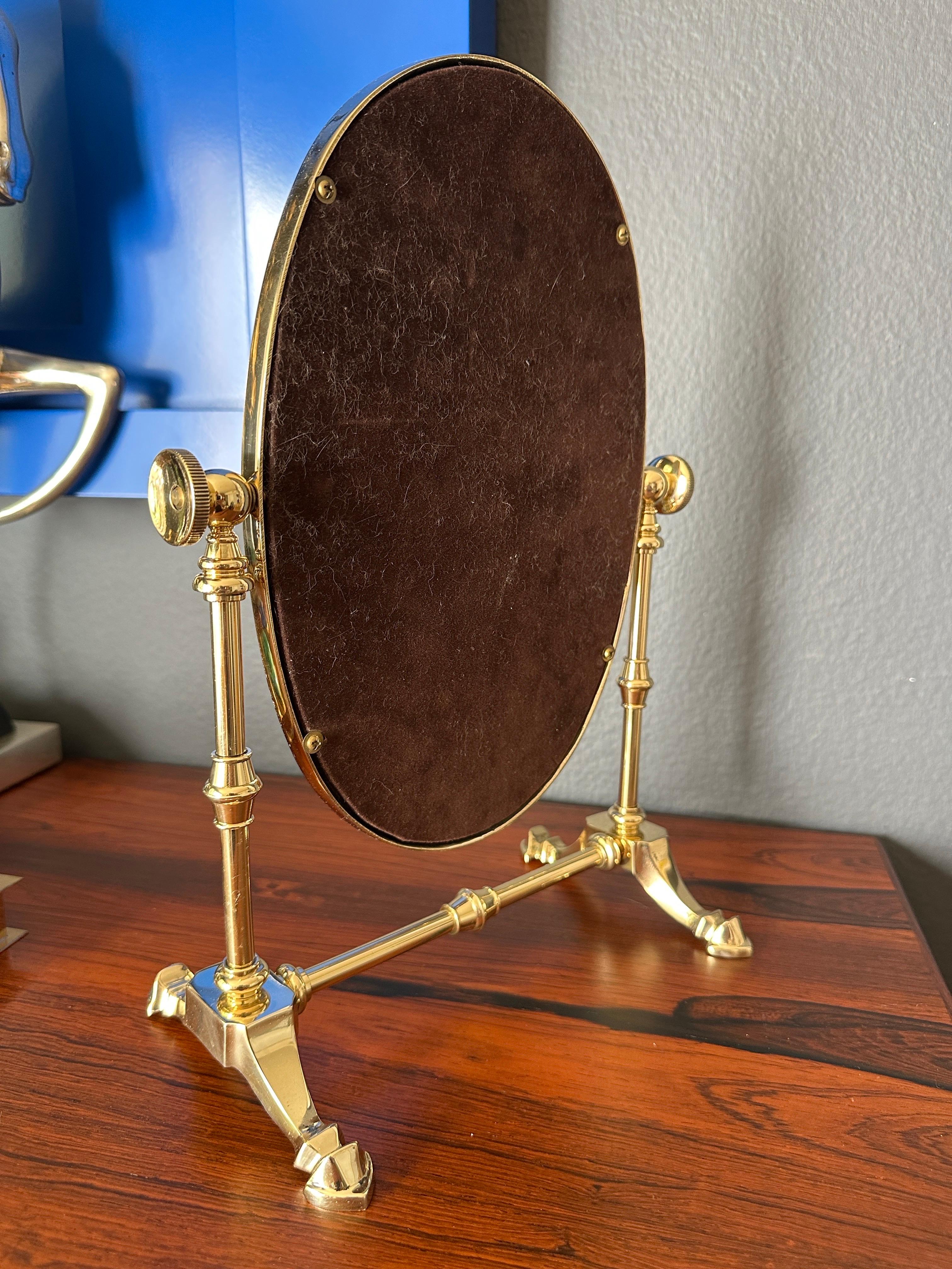 Miroir de courtoisie inclinable en laiton en vente 2